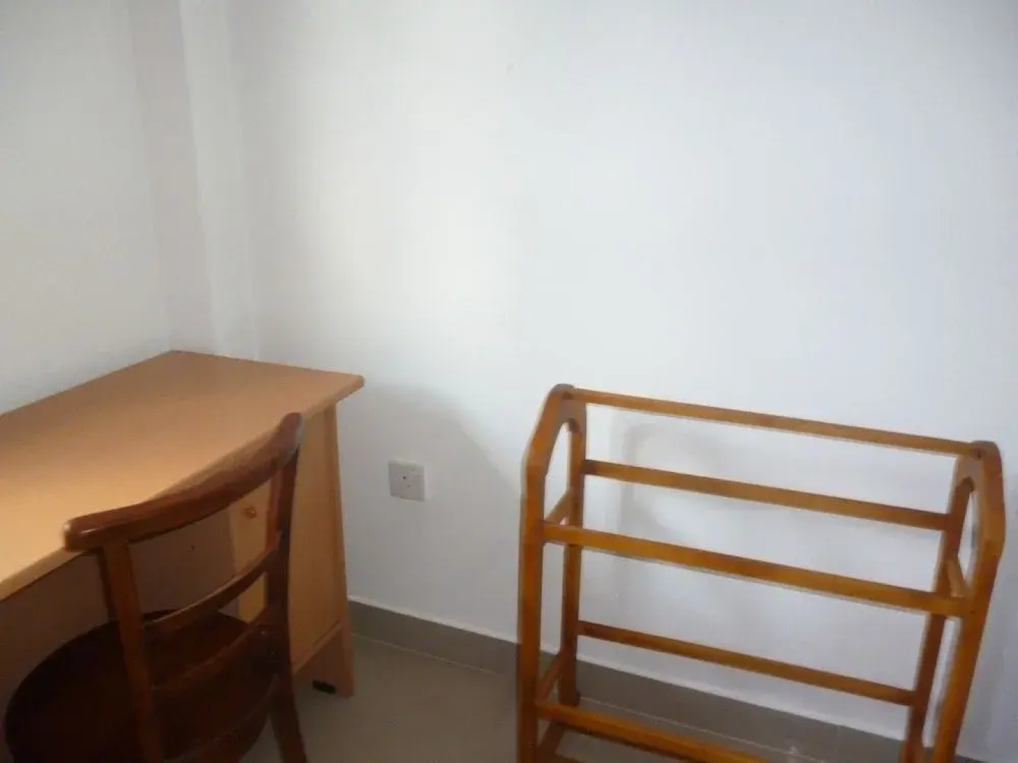 SeaView Paradise Inn