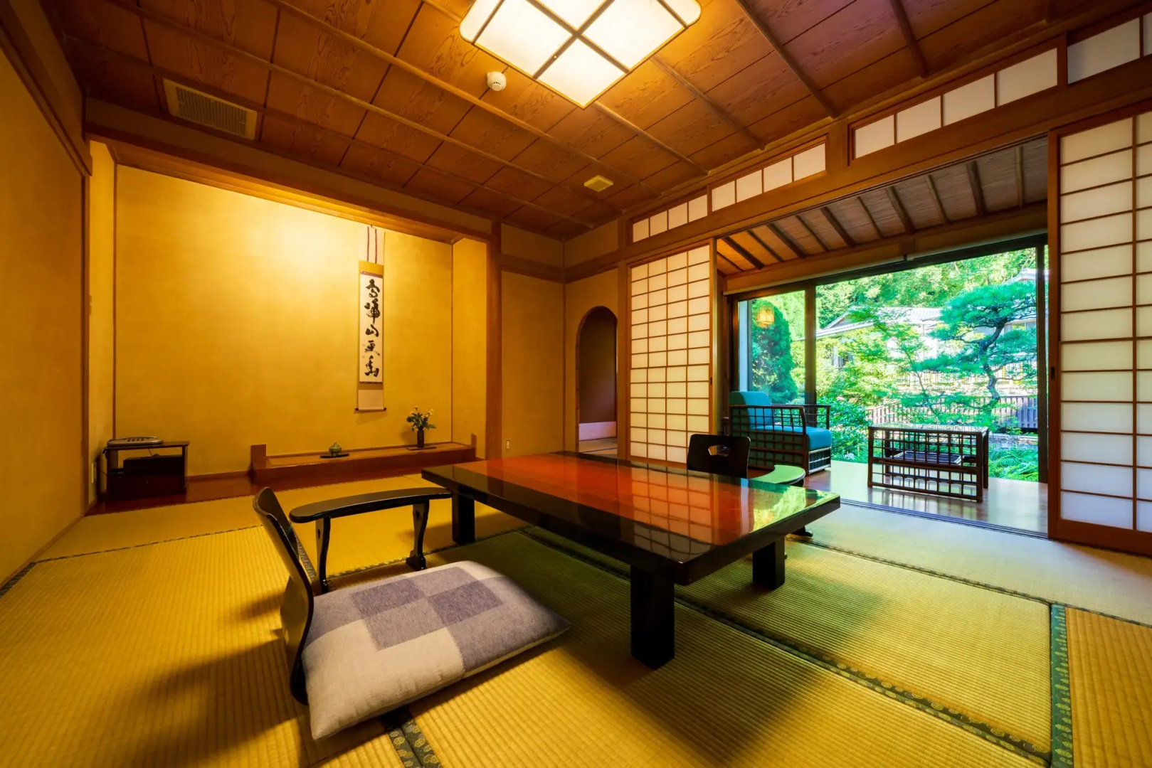 Beppu Onsen Beppu Showaen