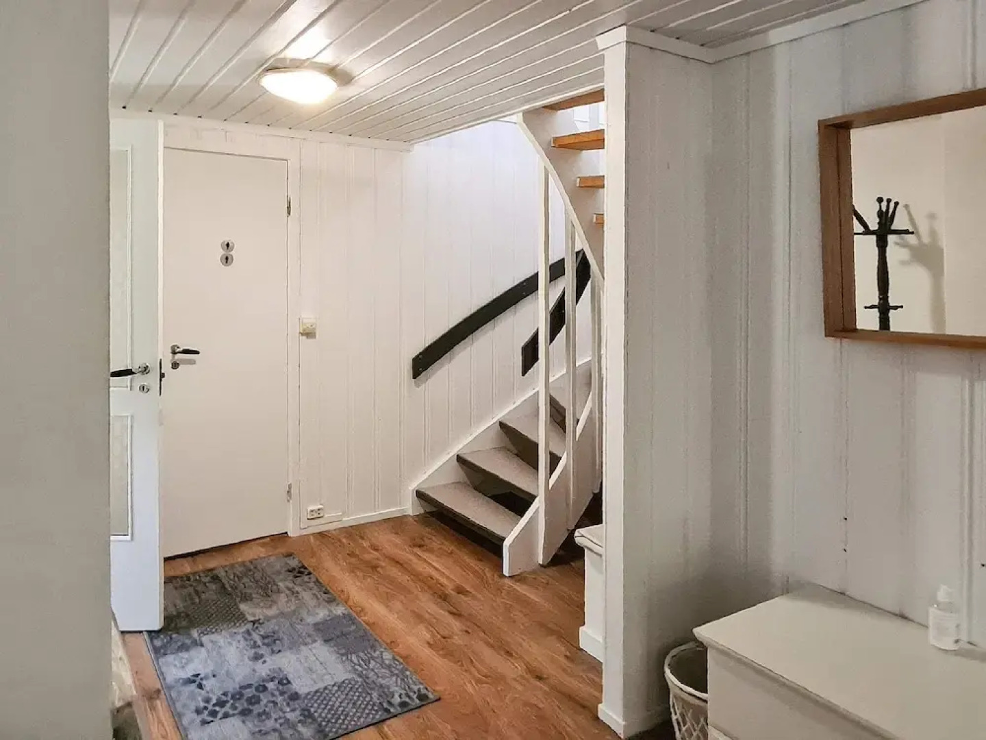 10 Person Holiday Home in Staubø