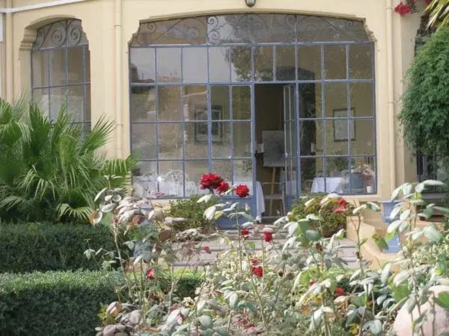 Chateau La Tour Apollinaire