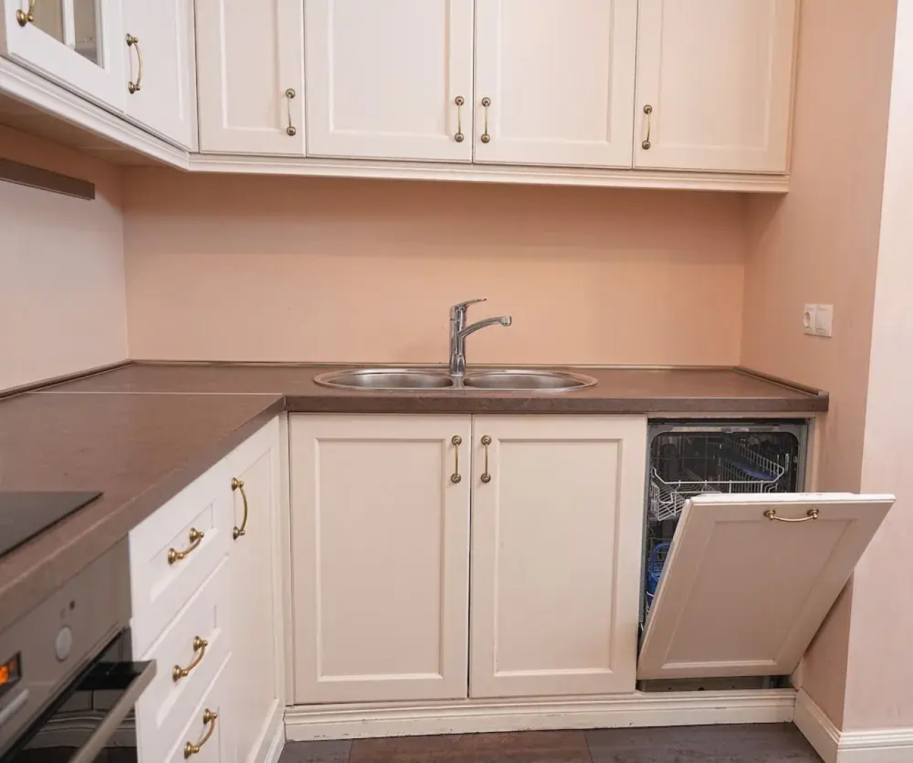 Mount Ararat View 2-bedroom Luxury Apartment by Sweet Home