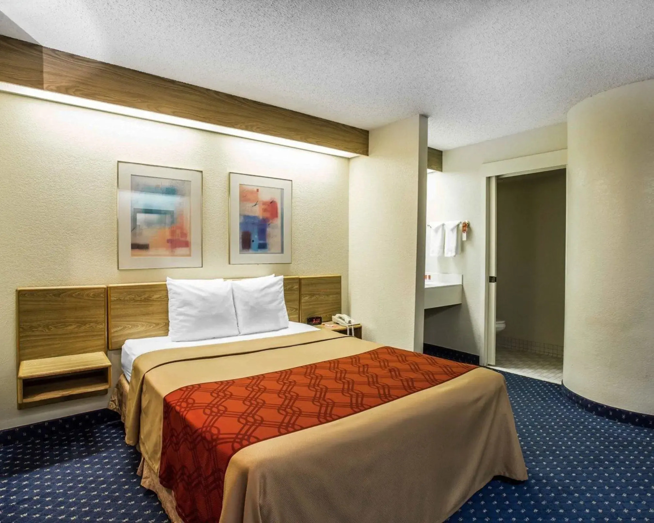 Econo Lodge Denver International Airport