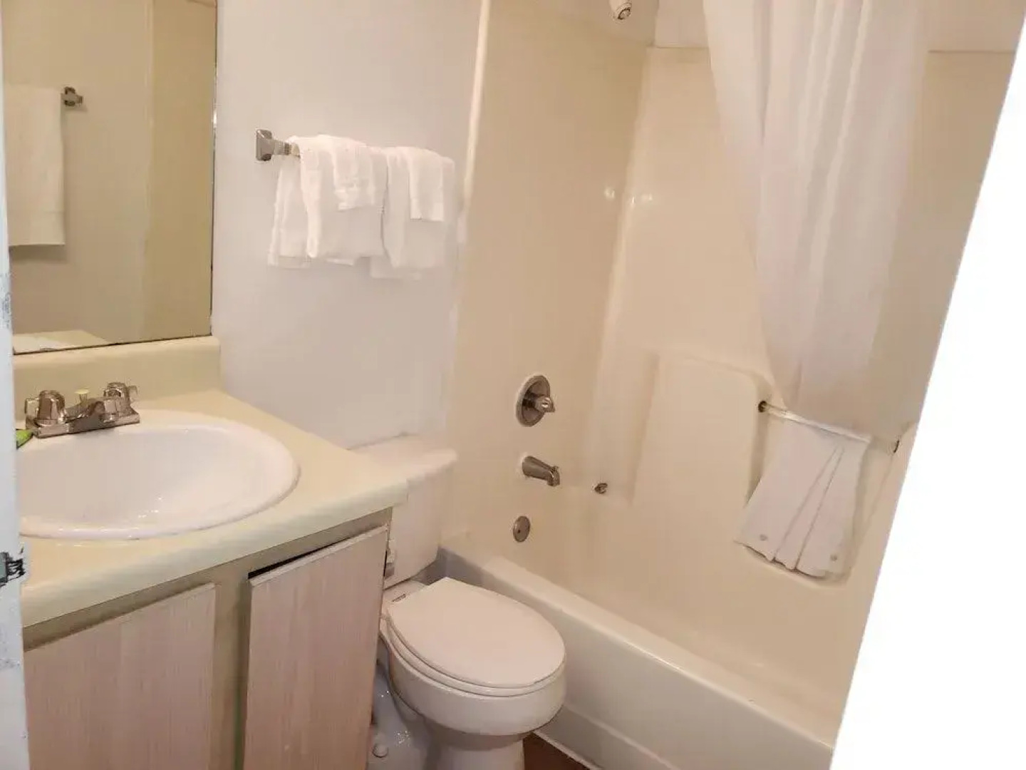 InTown Suites Extended Stay - Atlanta Cumming