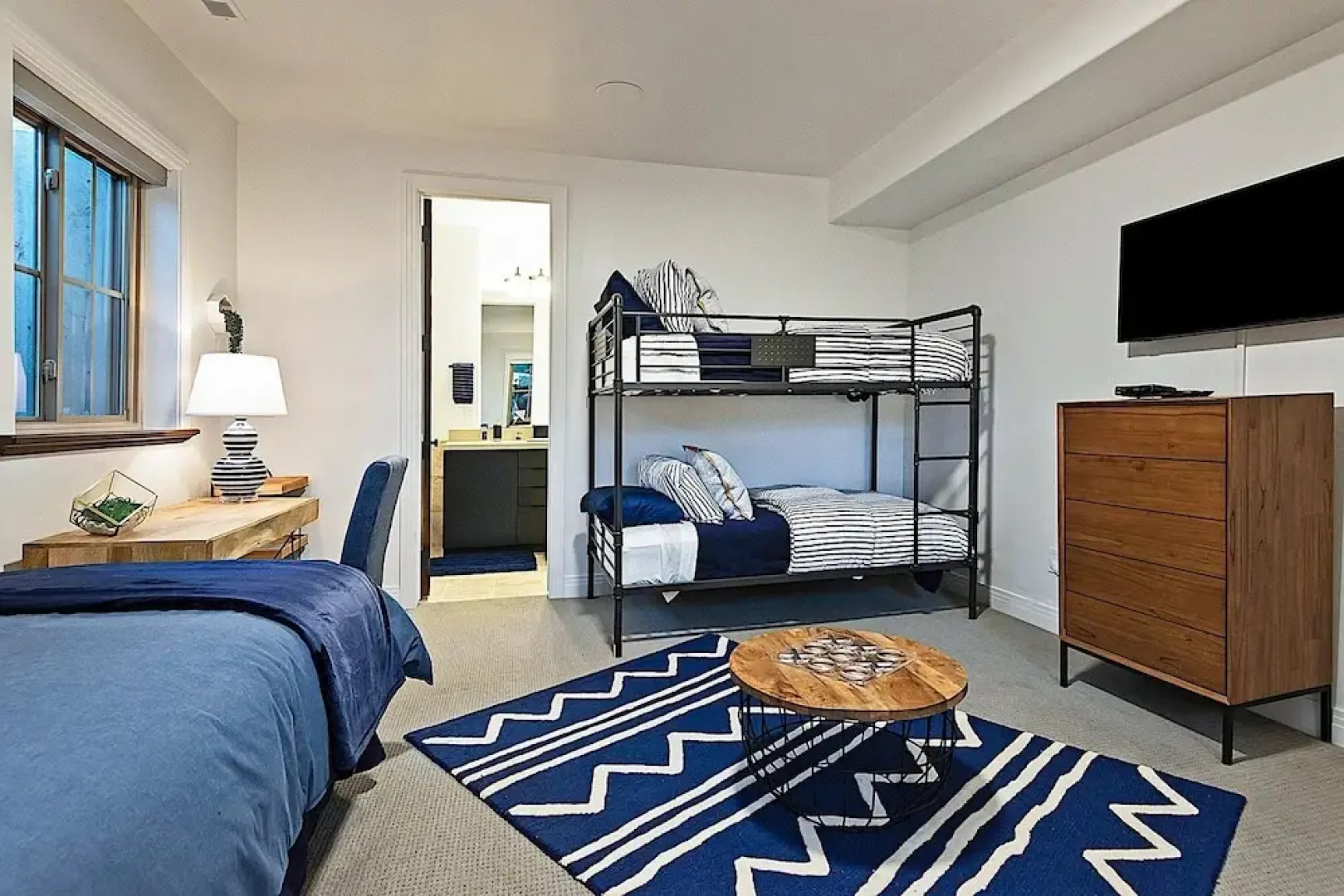 Central to Ski Utah by Casago