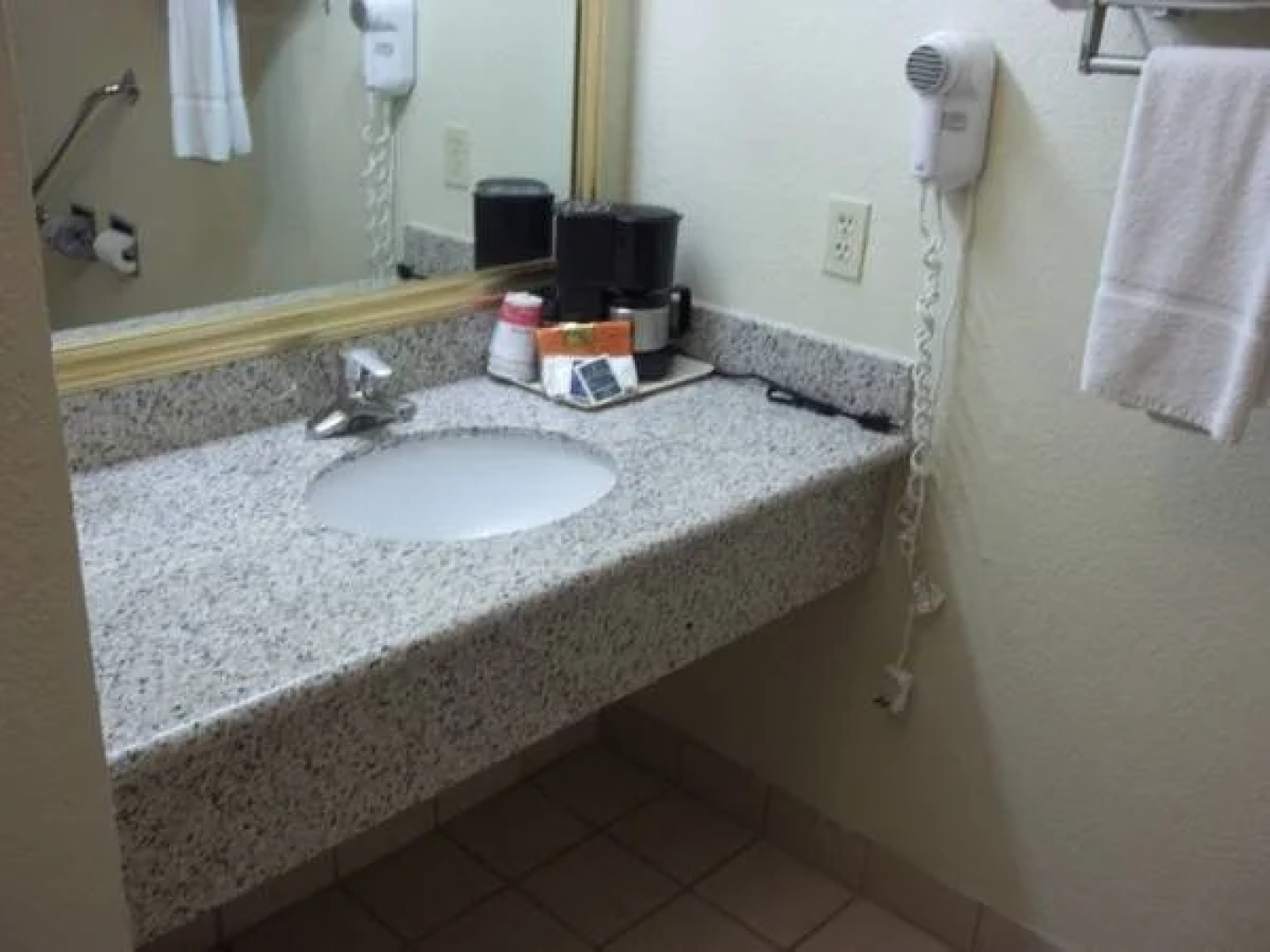 Ramada Inn & Suites Foothills Resort