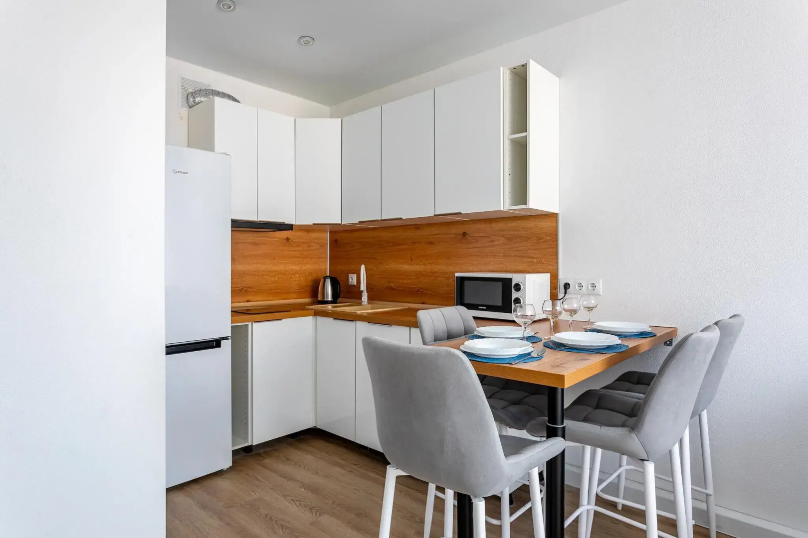 InHome24 (ИнХоум24) на шоссе Очаковское