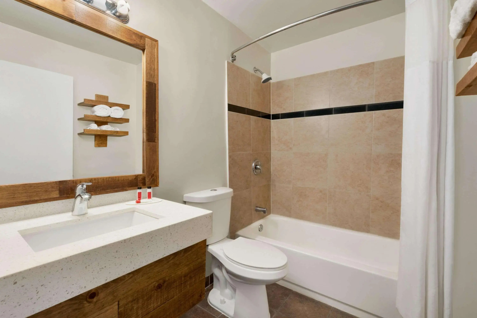 Days Inn and Suites San Diego SDSU