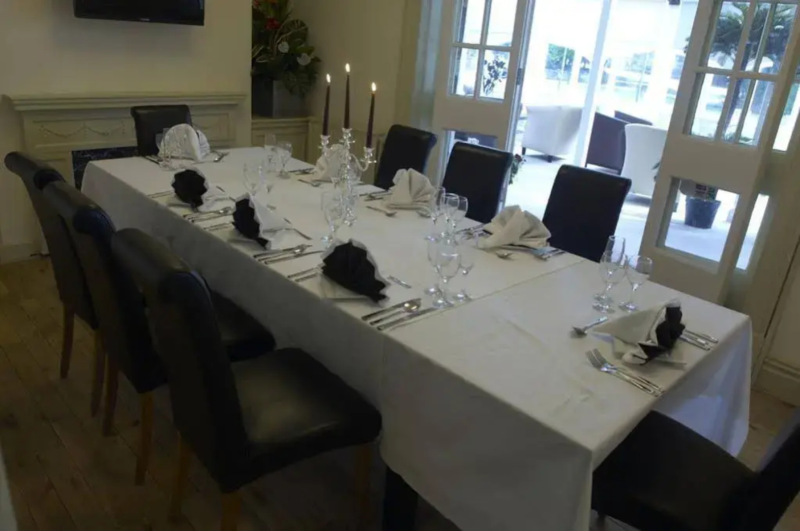 Dimple Well Lodge Hotel