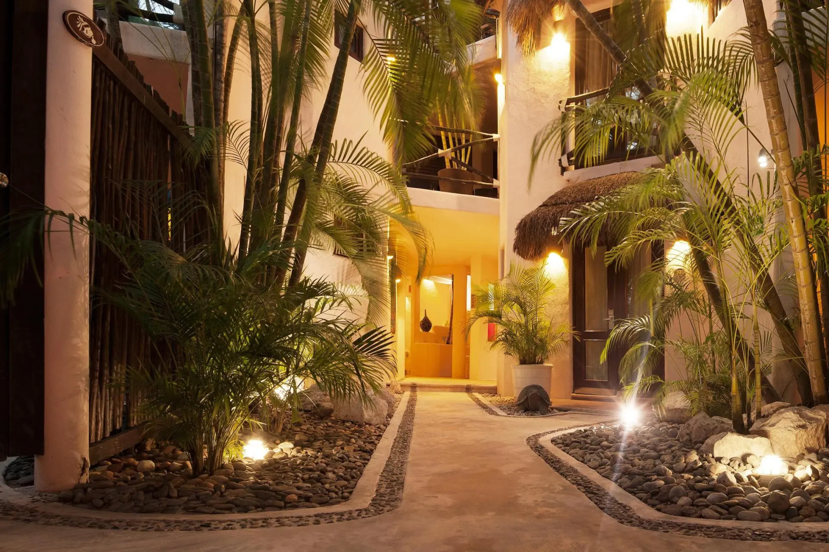 La Tortuga Hotel & Spa