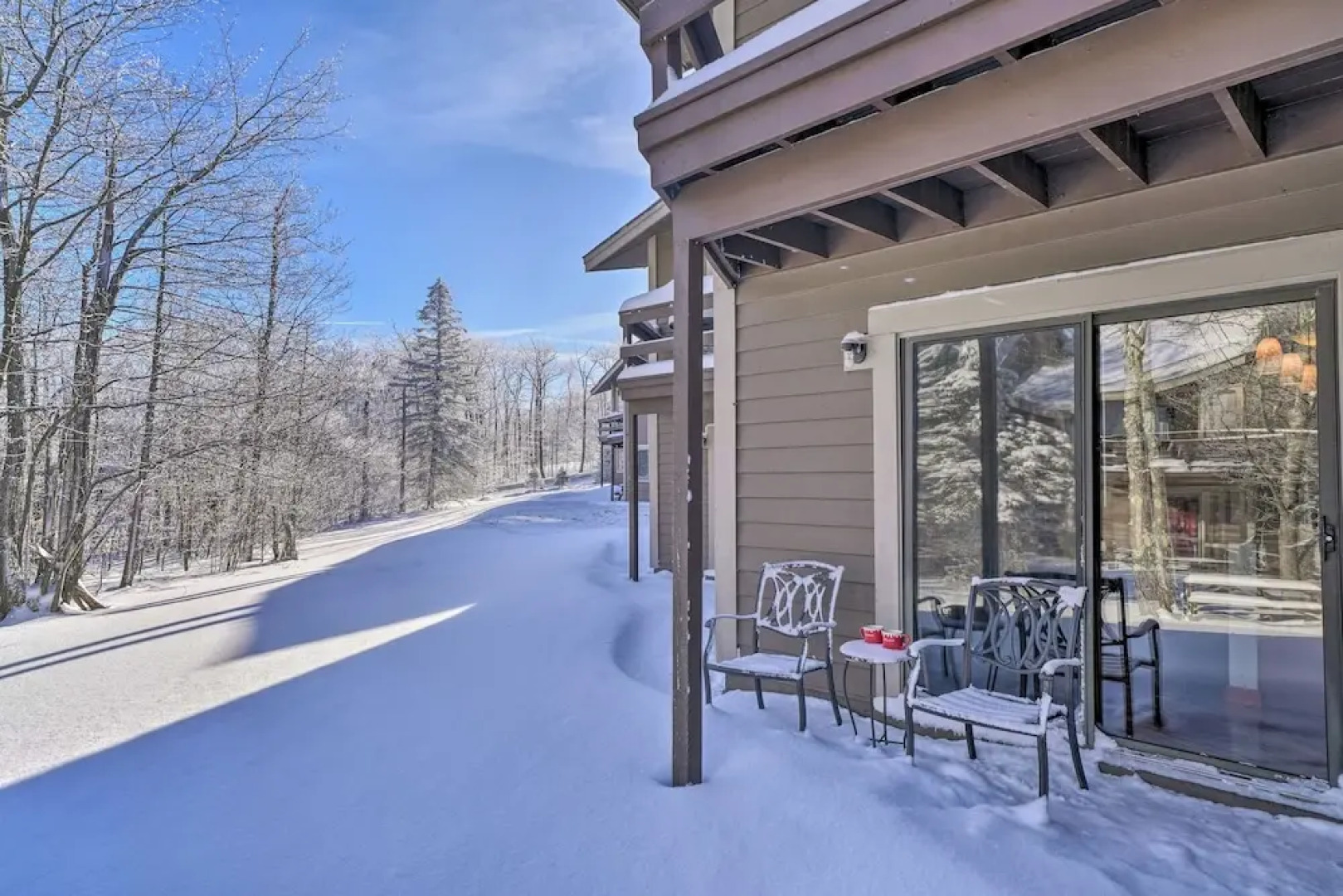 Idyllic Somerset Condo: Ski, Hike & Relax!