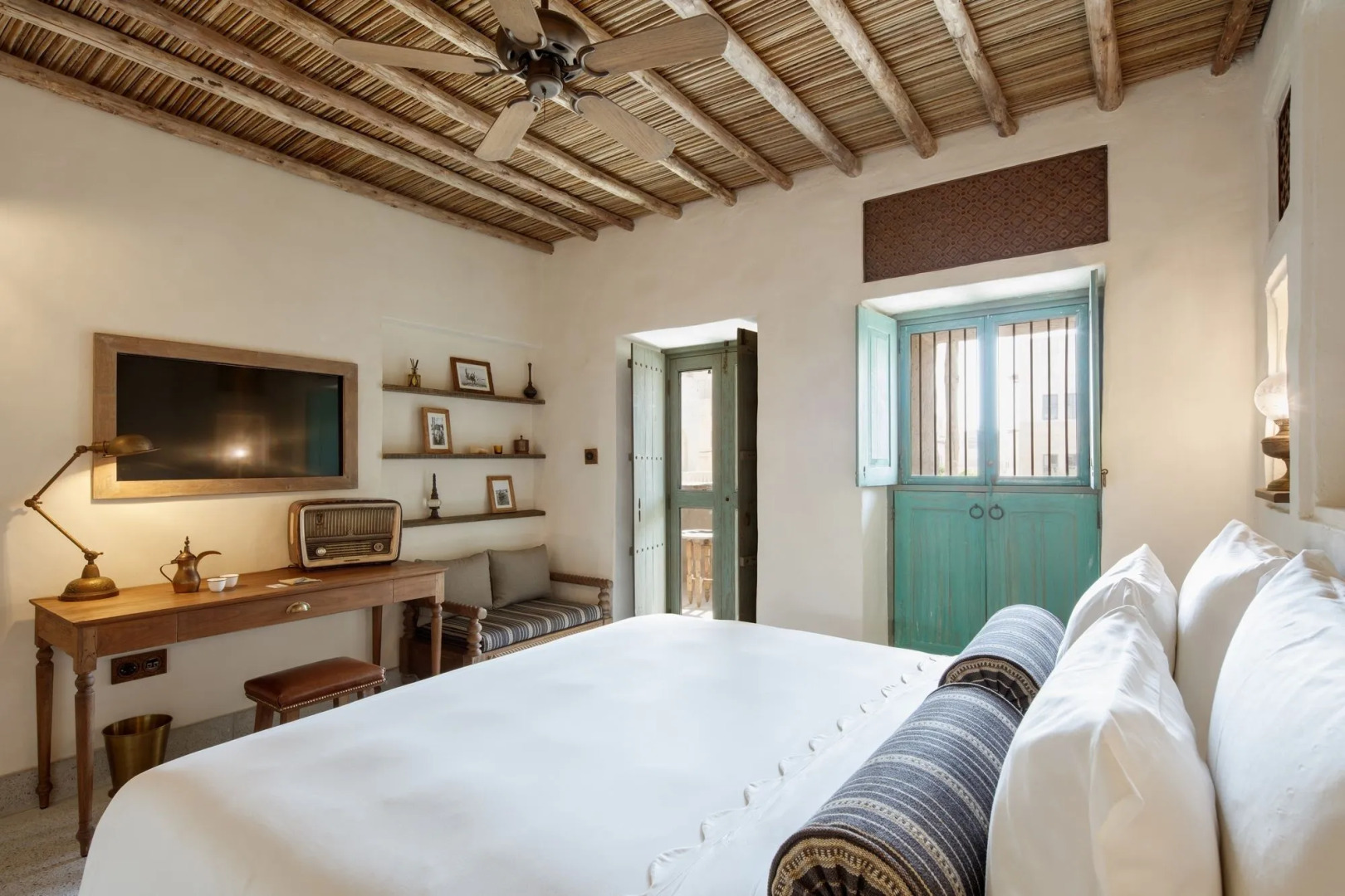 Отель Al Seef Heritage Hotel Dubai, Curio Collection by Hilton