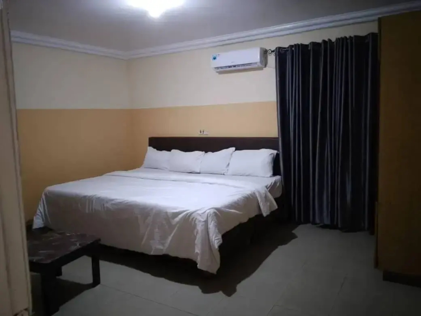 Semper Diamond Lodge