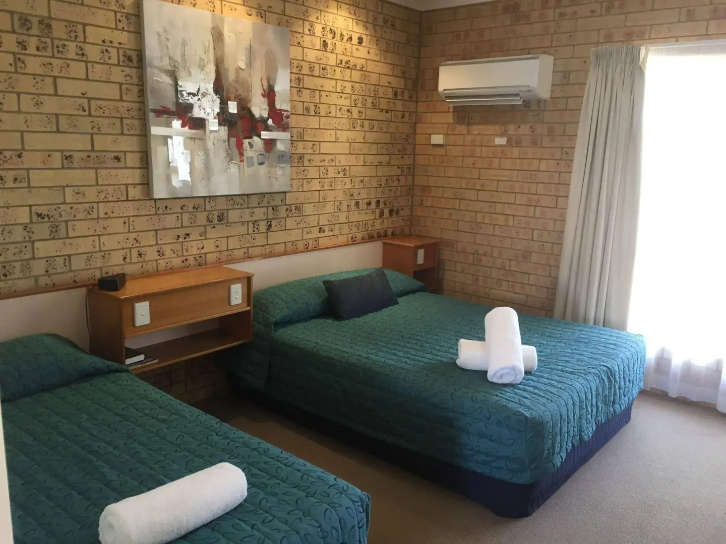 Mulga Country Motor Inn