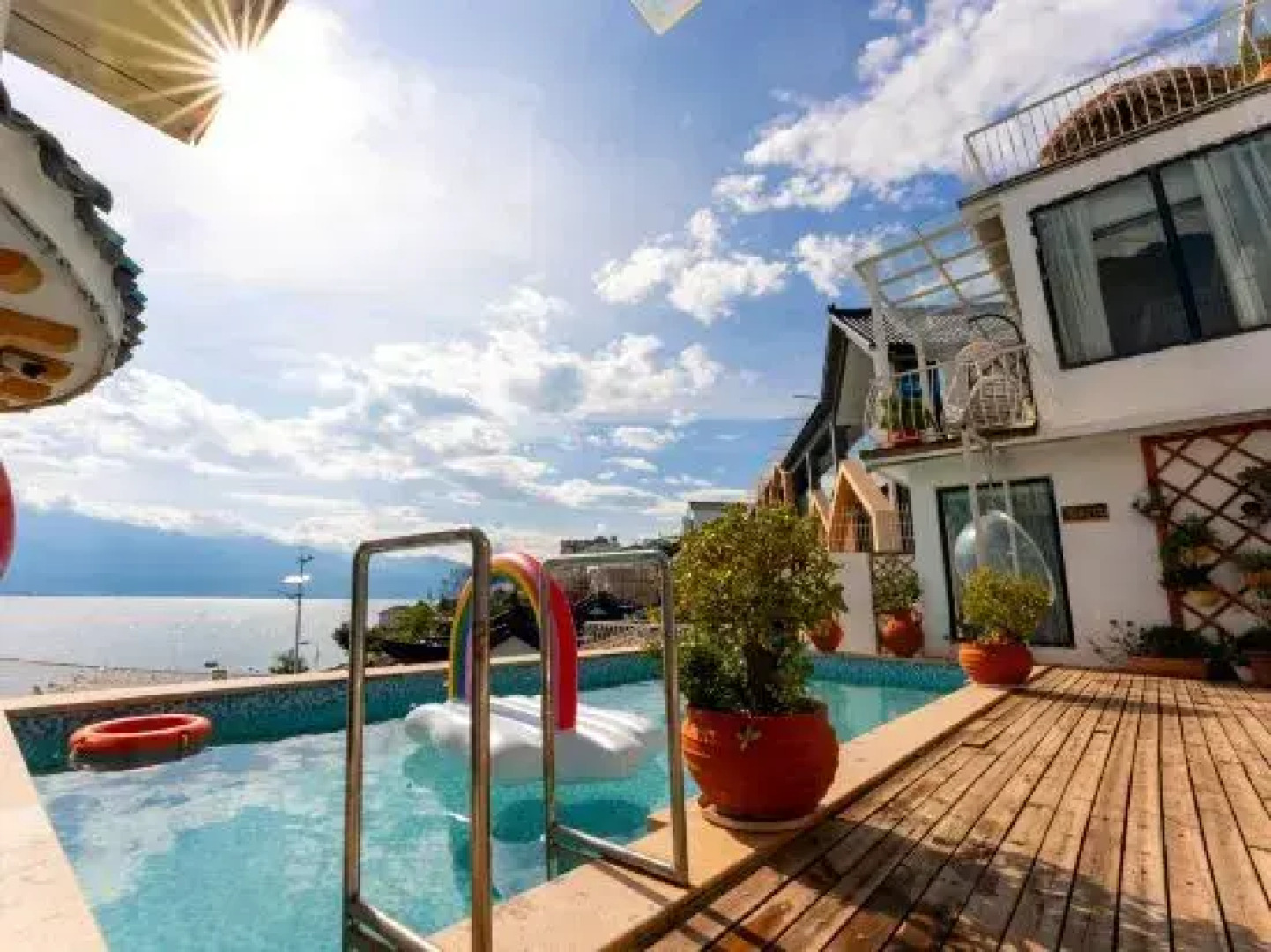 Langyue Lake-view Boutique Inn