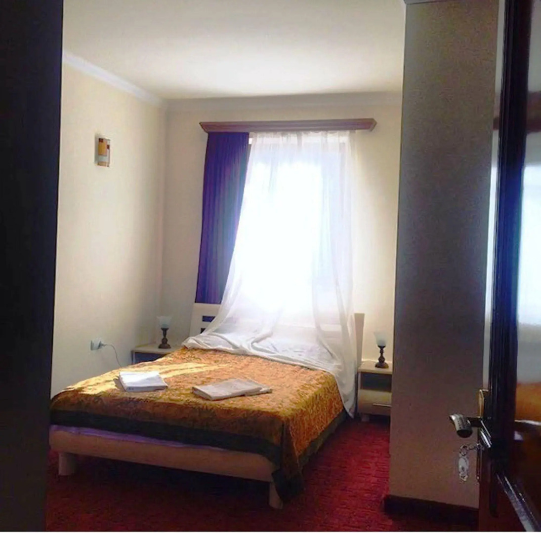 Отель Casanova Inn