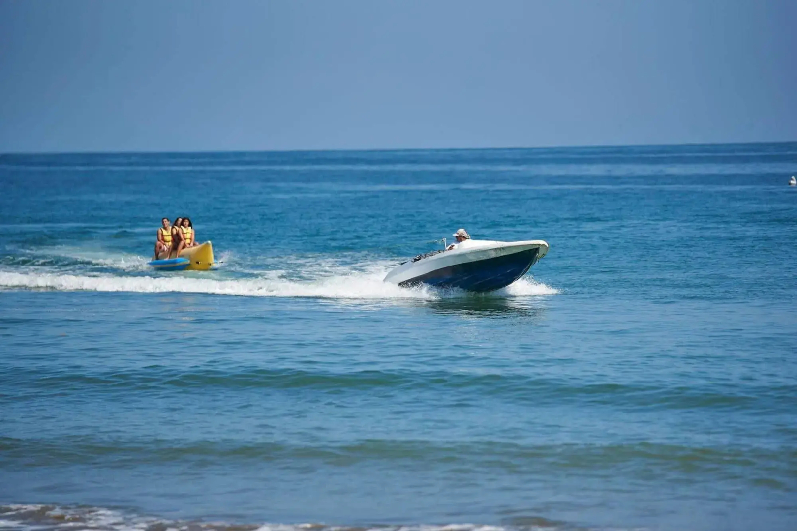 Punta Sal Suites & Bungalows Resort