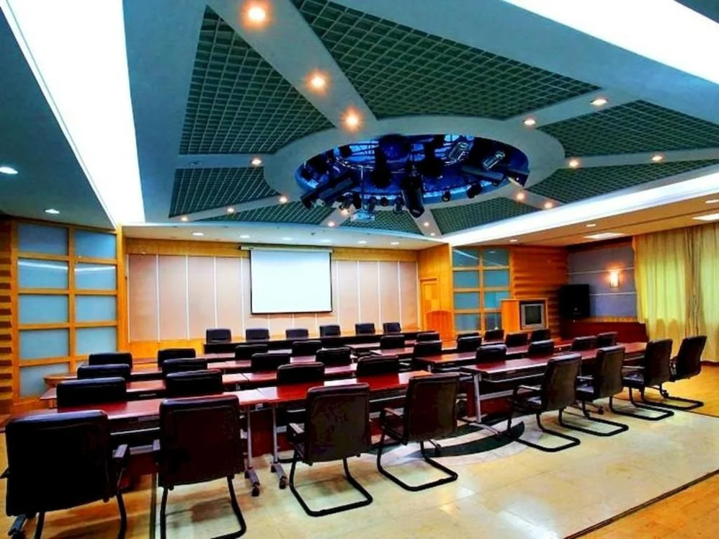 Lu Chi Hotel - Lushan