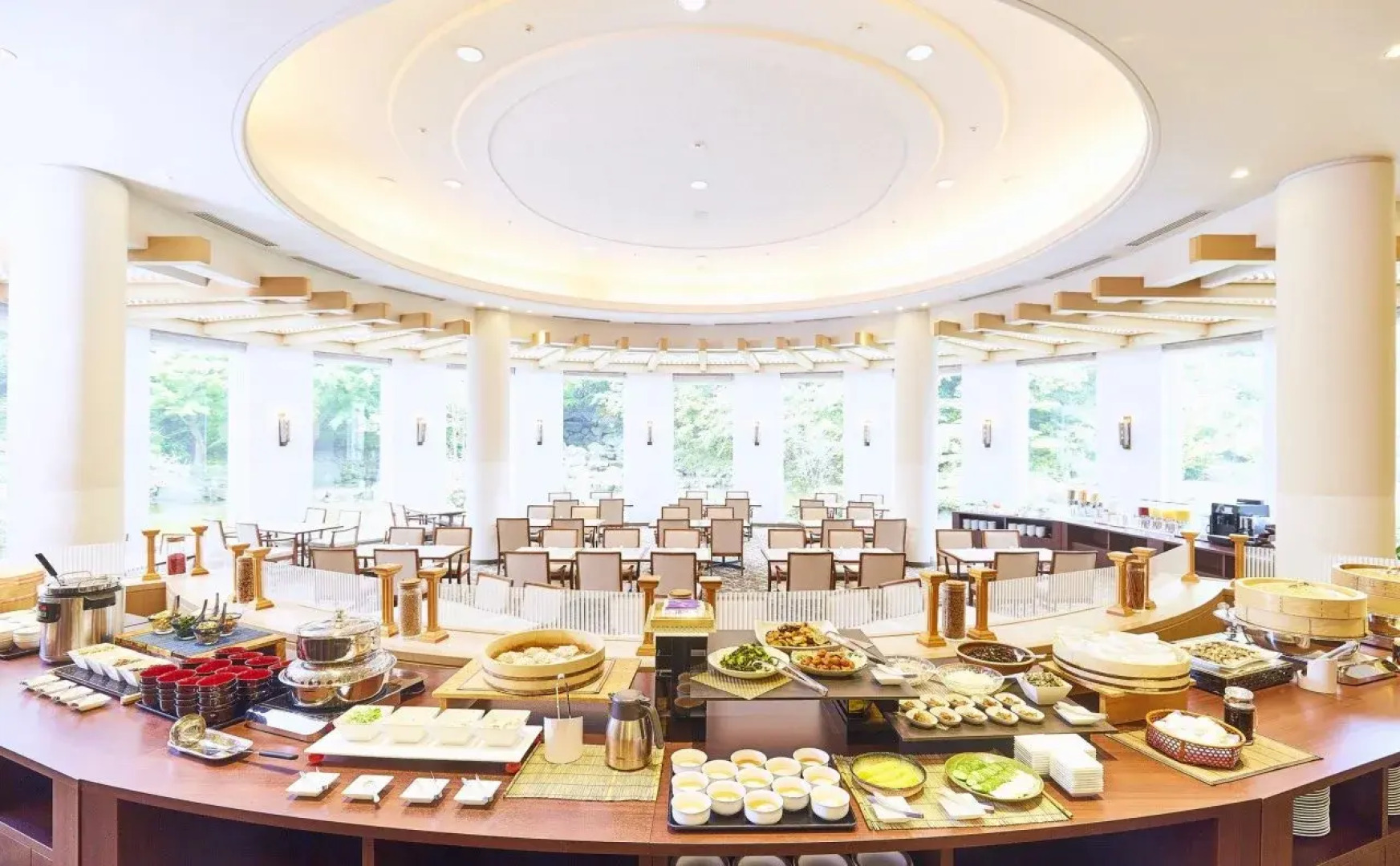 Okura Akademia Park Hotel