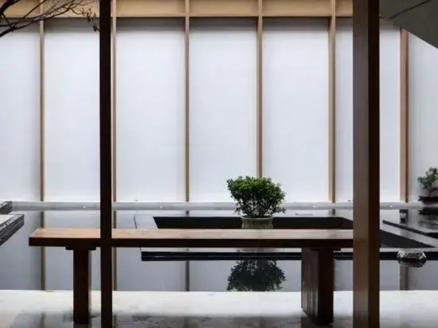 Houx afternoon Garden Design Hotel