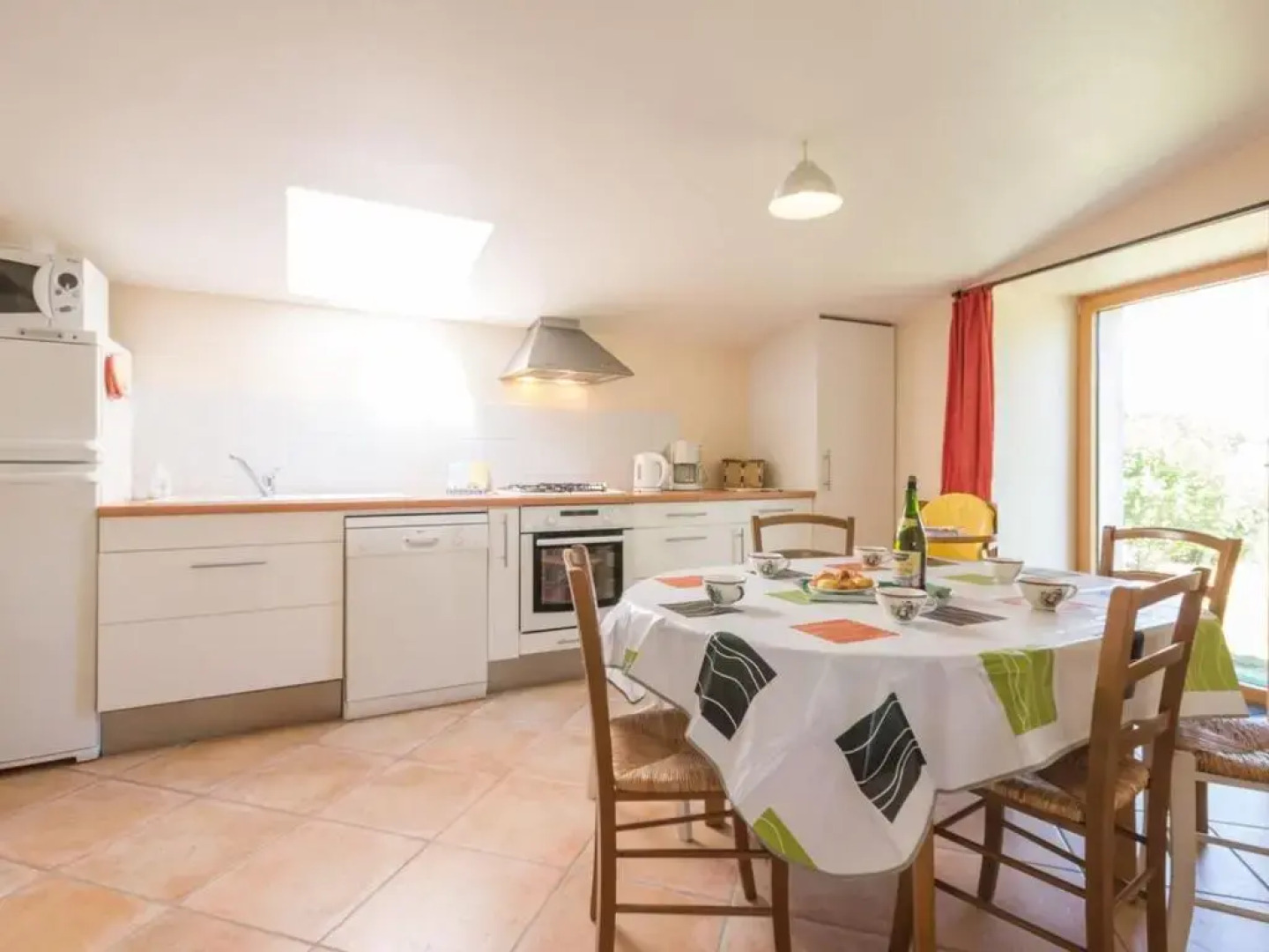 Gîte Le Loroux-Bottereau, 4 pièces, 6 personnes - FR-1-306-800