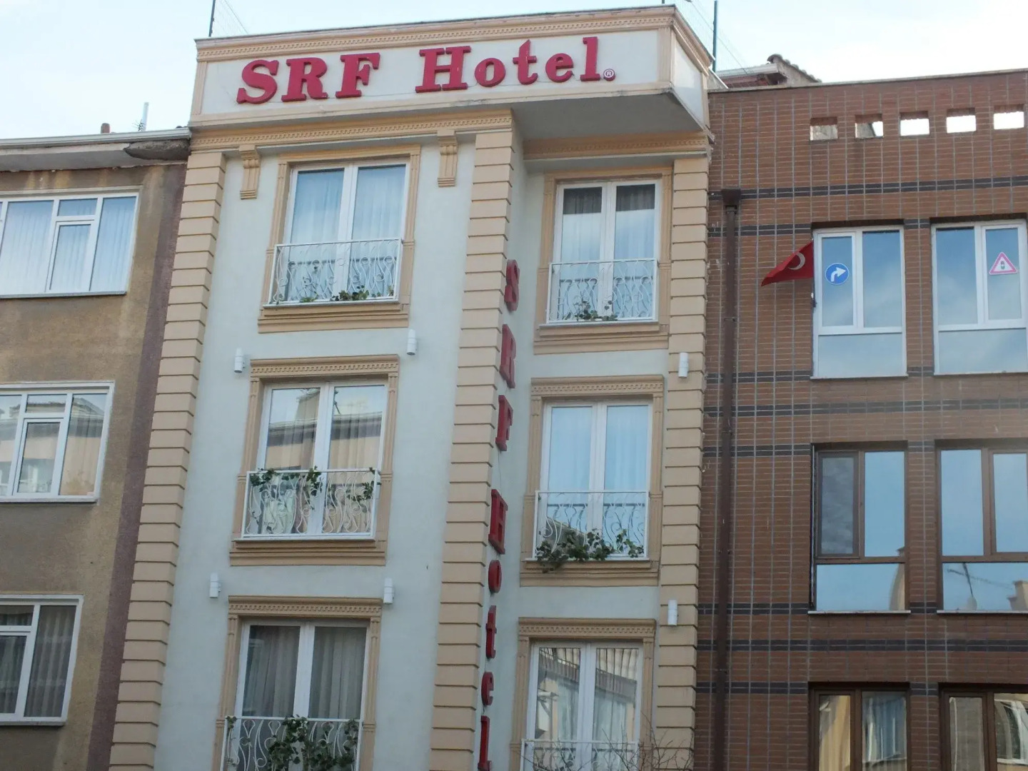 SRF Hotel