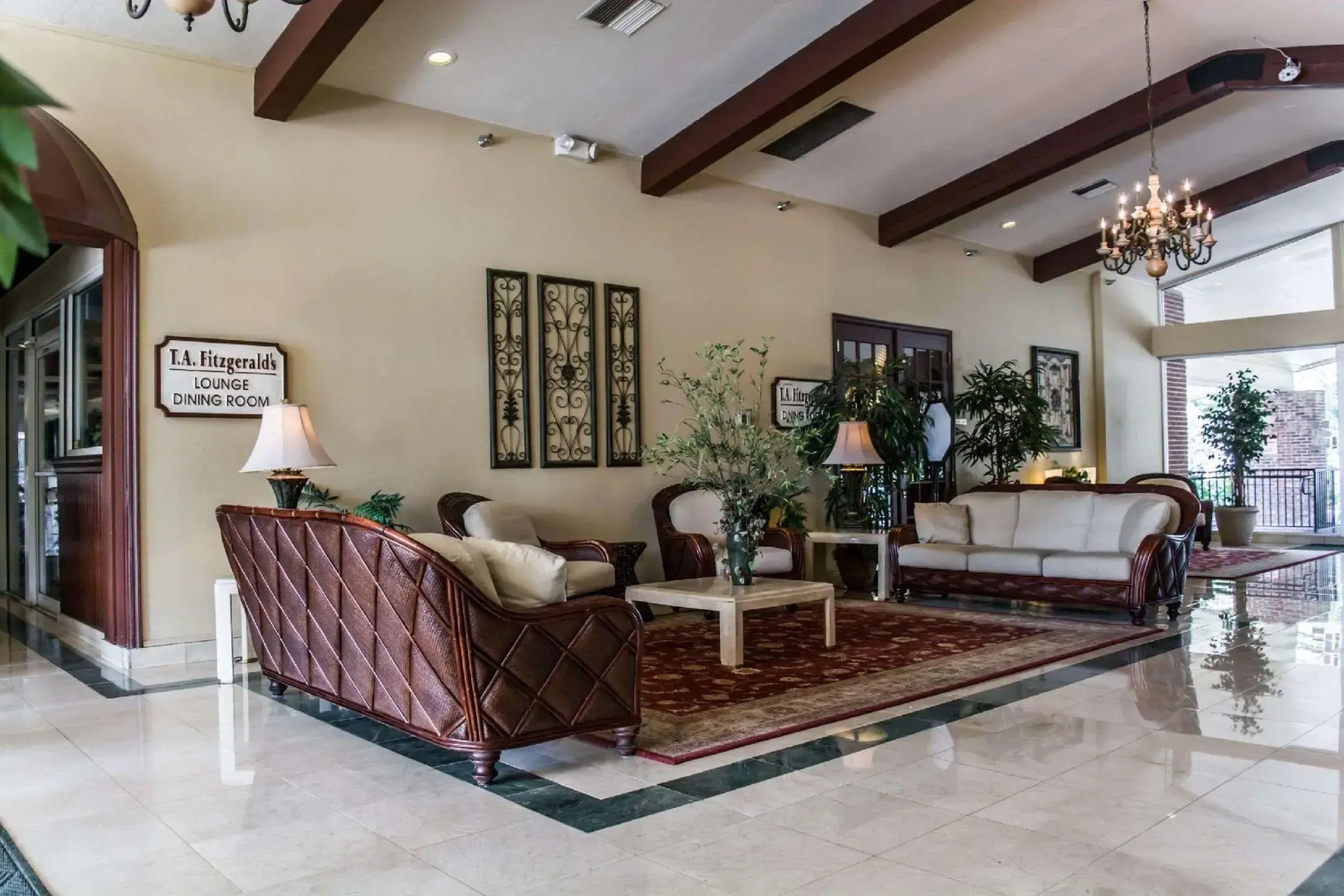 Quality Inn and Suites Golf Resort