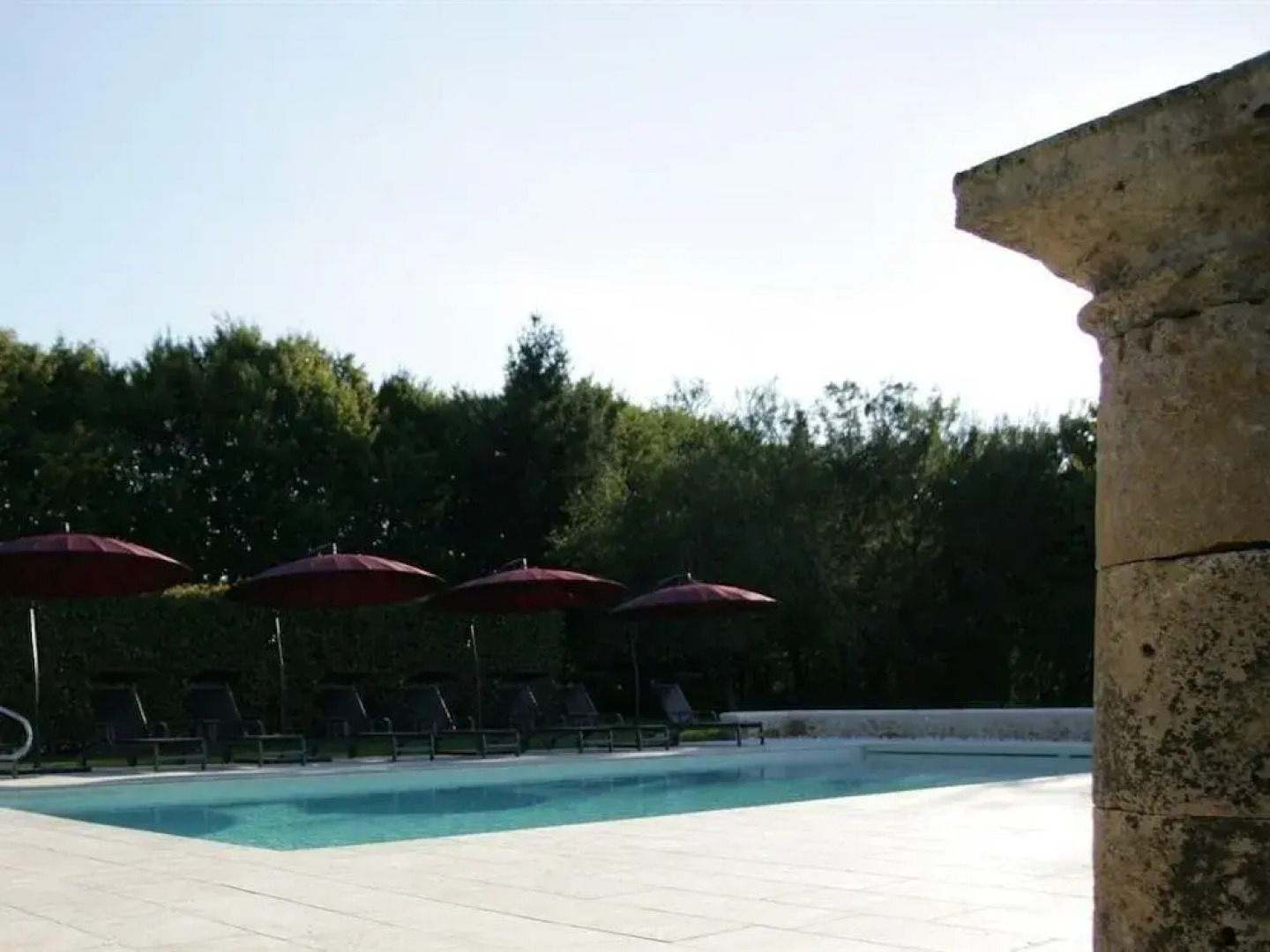 LES CHAMBRES DU CHâTEAU MONT DONEL