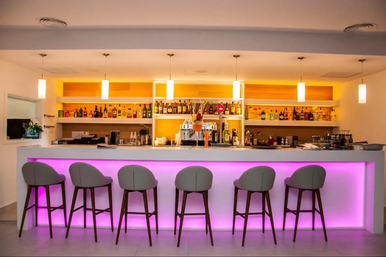 Apartamentos Menorcamar