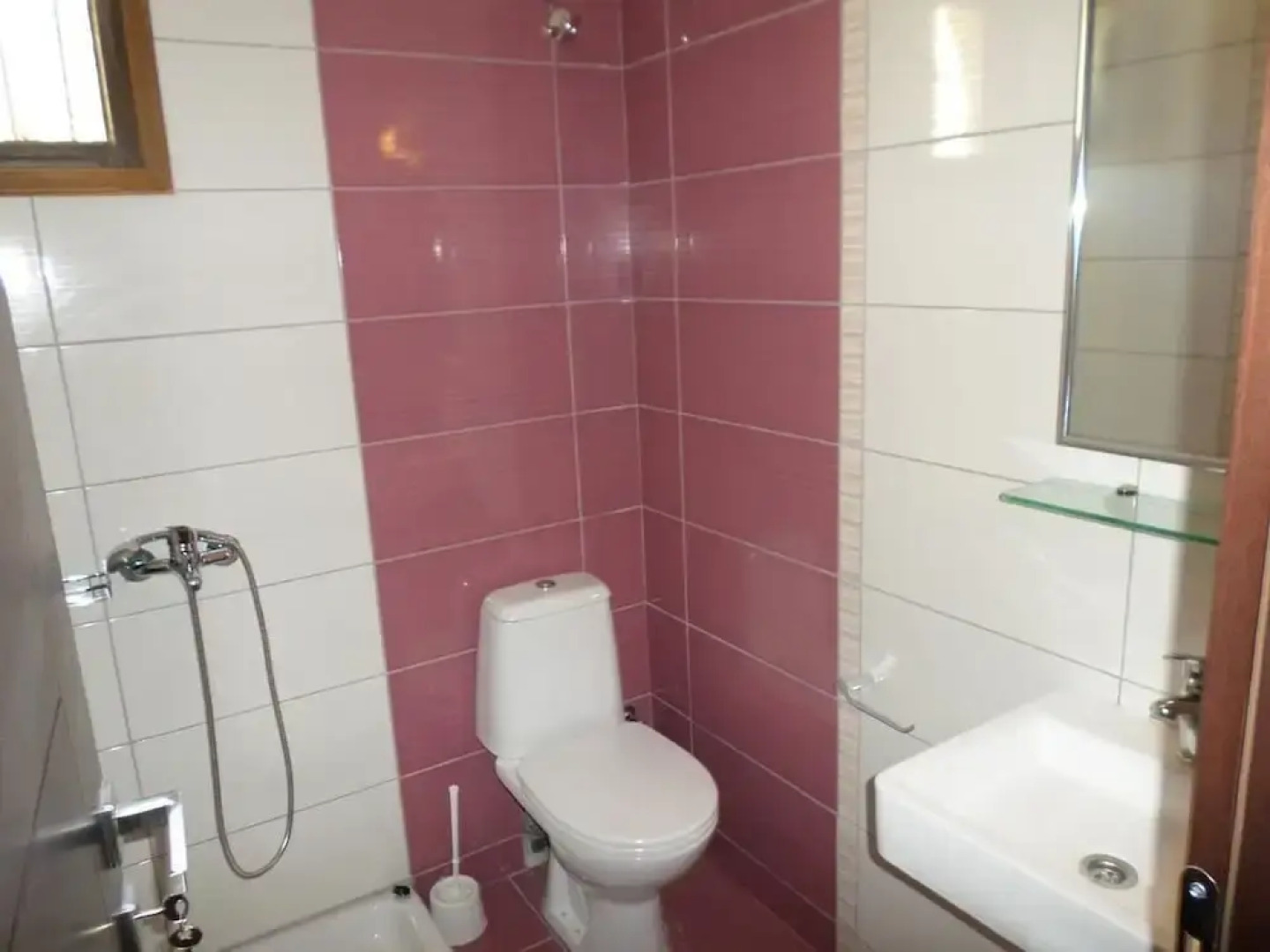 Alexandros Apartments