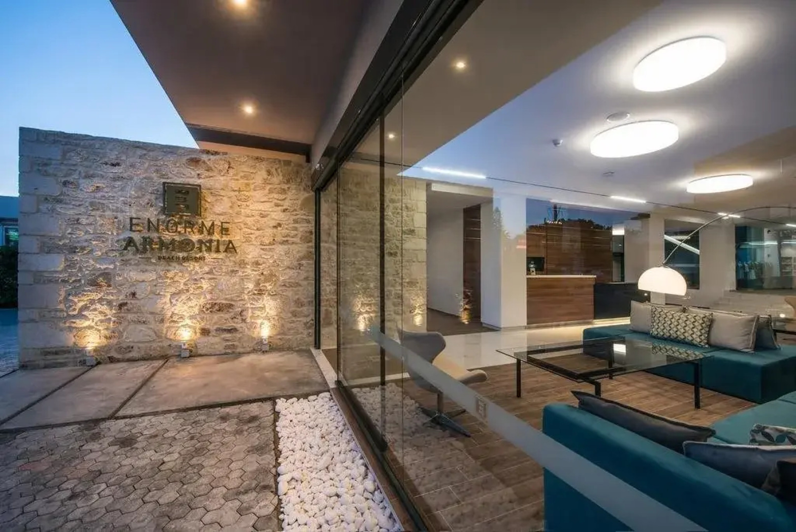 Paralos Lifestyle Beach