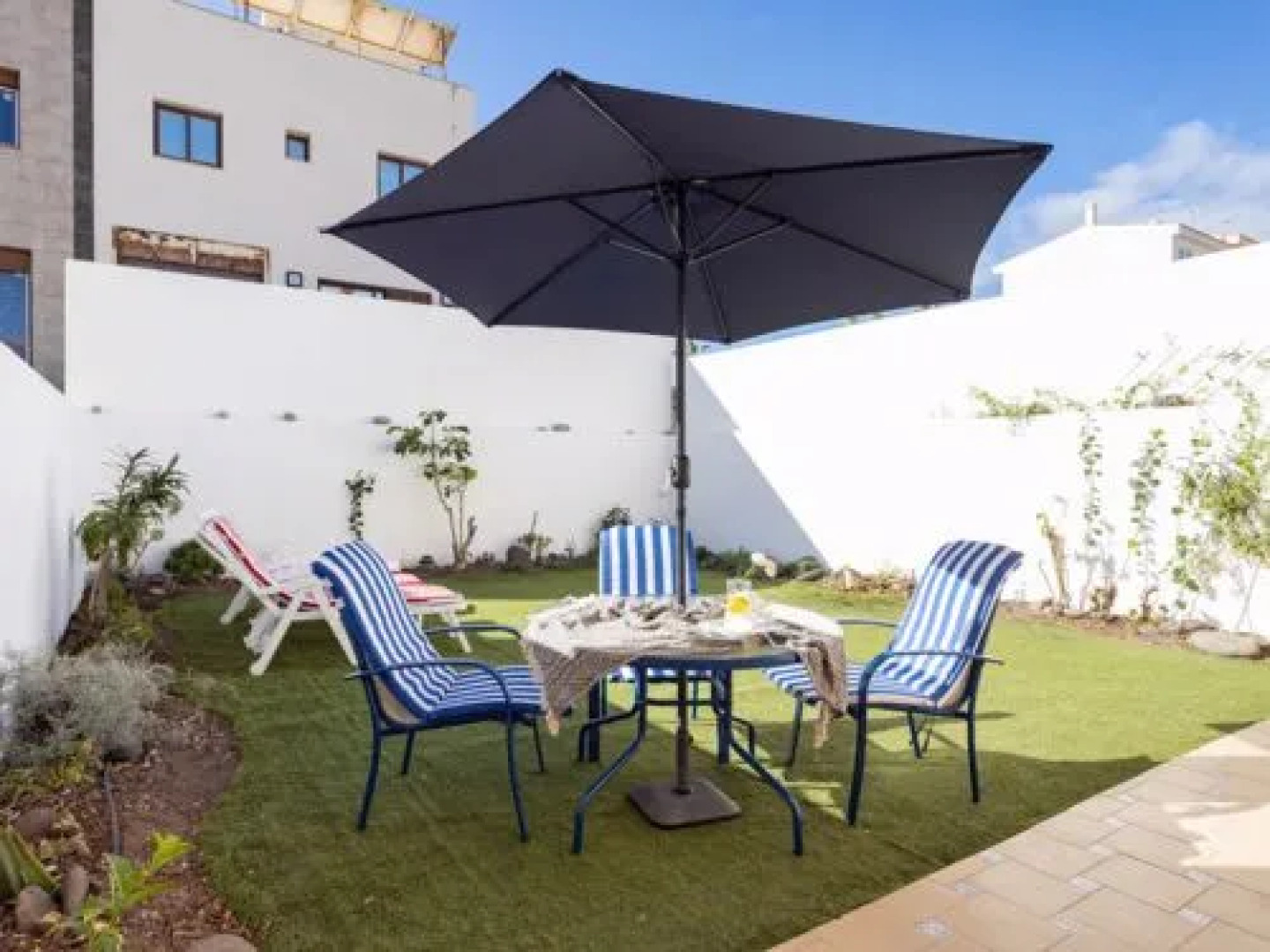 Sunny House El Roque