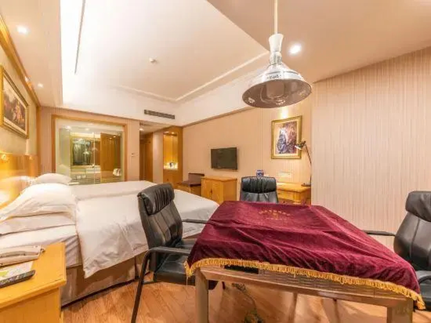 Vienna Hotel Yingcheng Hai Mountain Yingcheng