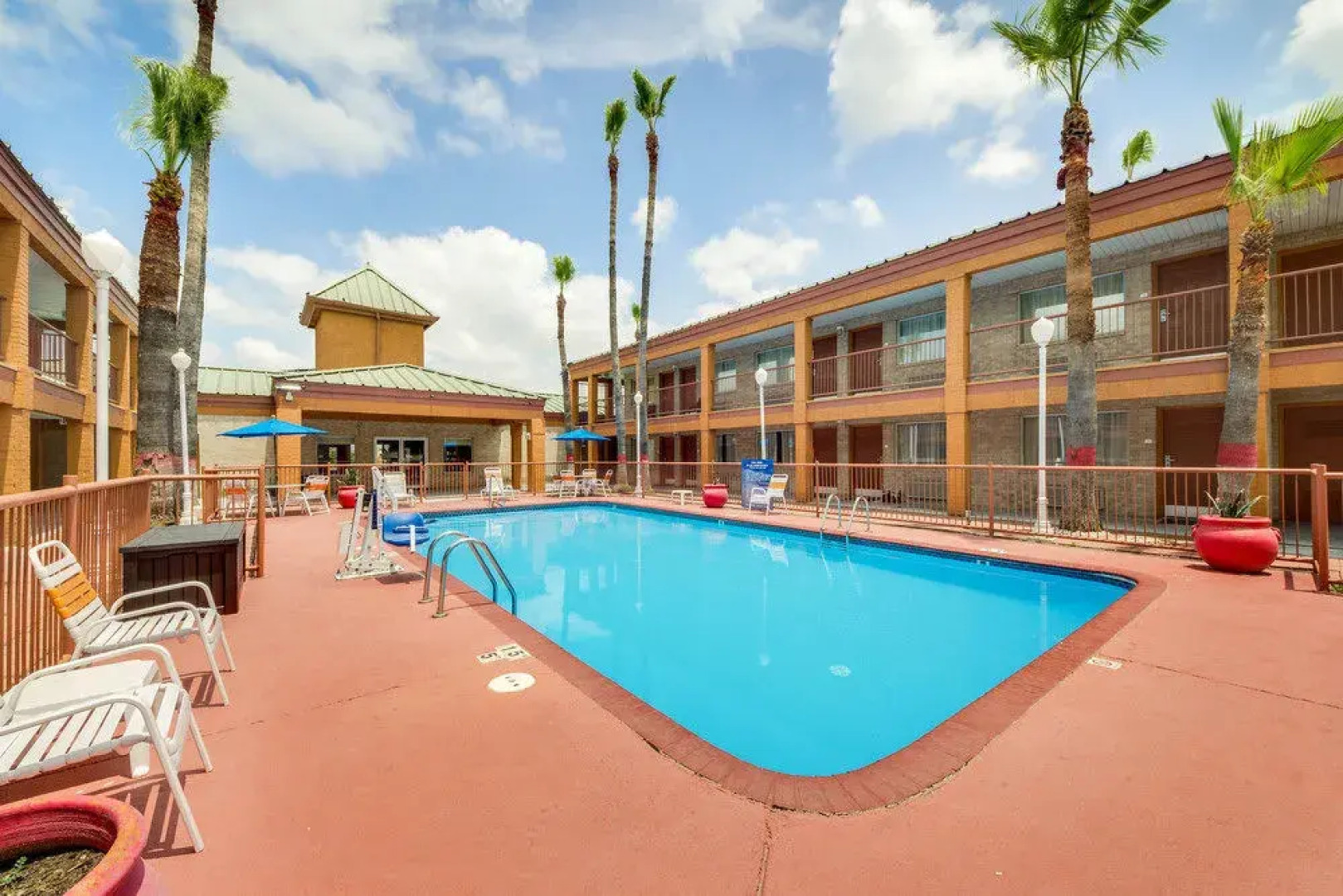 Quality Inn & Suites Eagle Pass