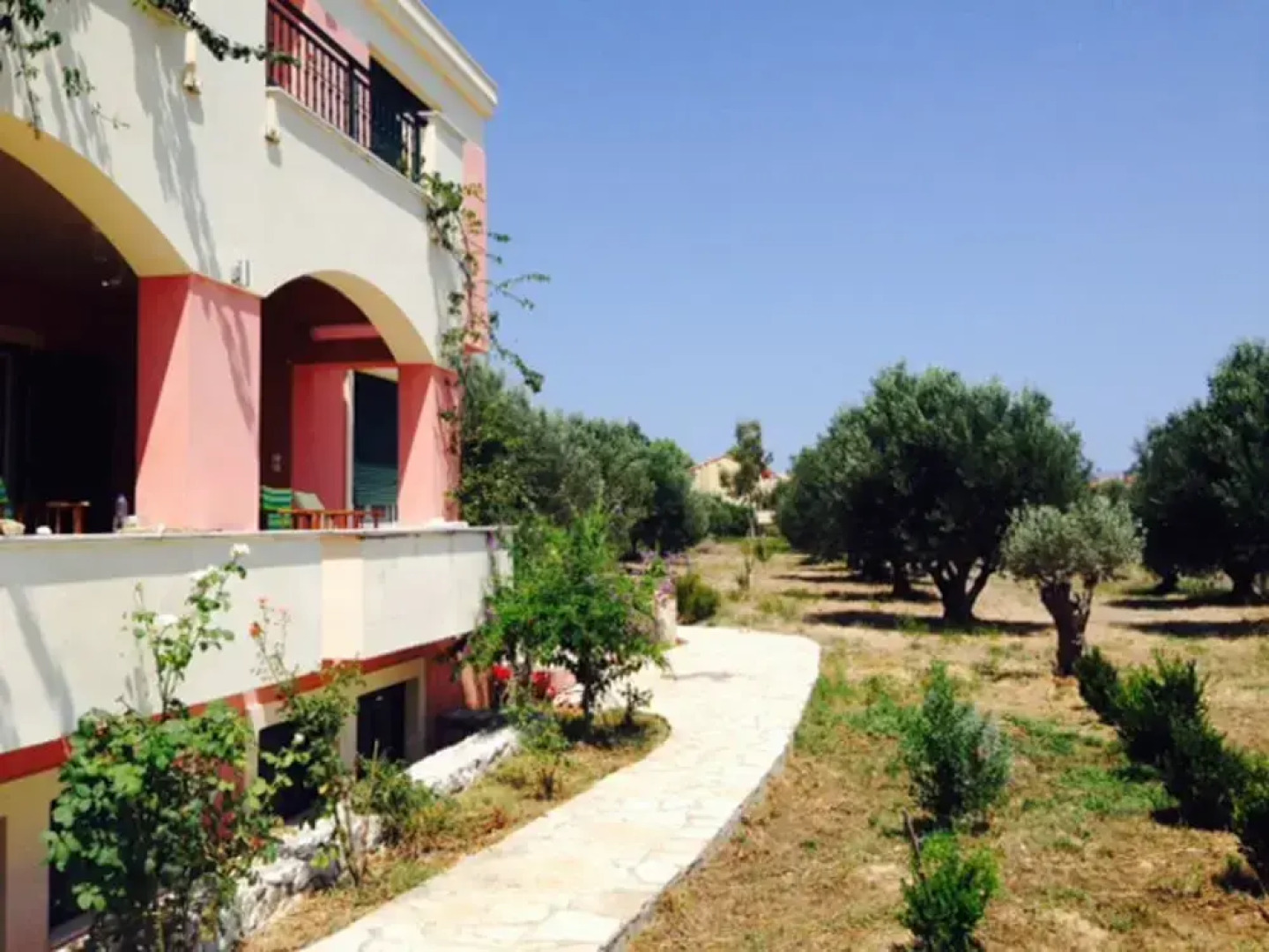 Villa Mitis - A Bohemian Private Pool Retreat