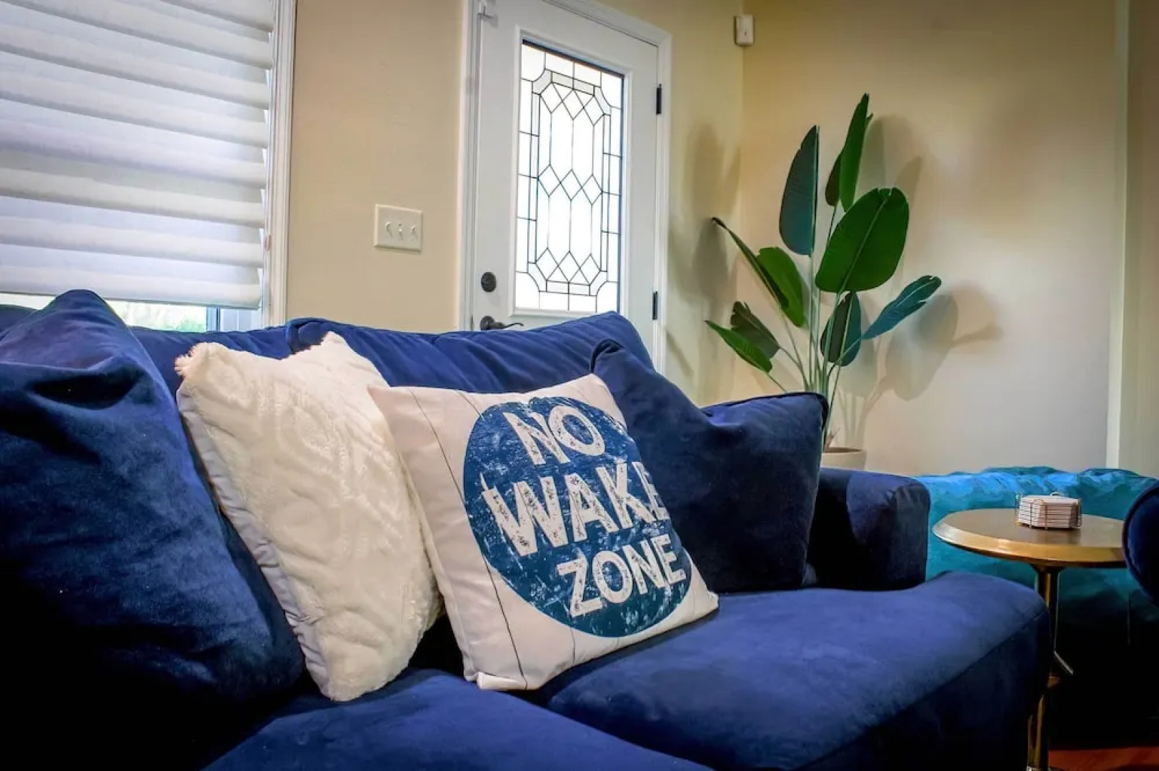 Lakefront Winter Haven Retreat: Hot Tub & Patio!