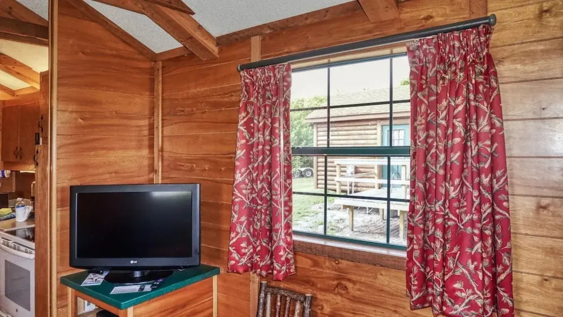 Lake Seminole Country Cabins