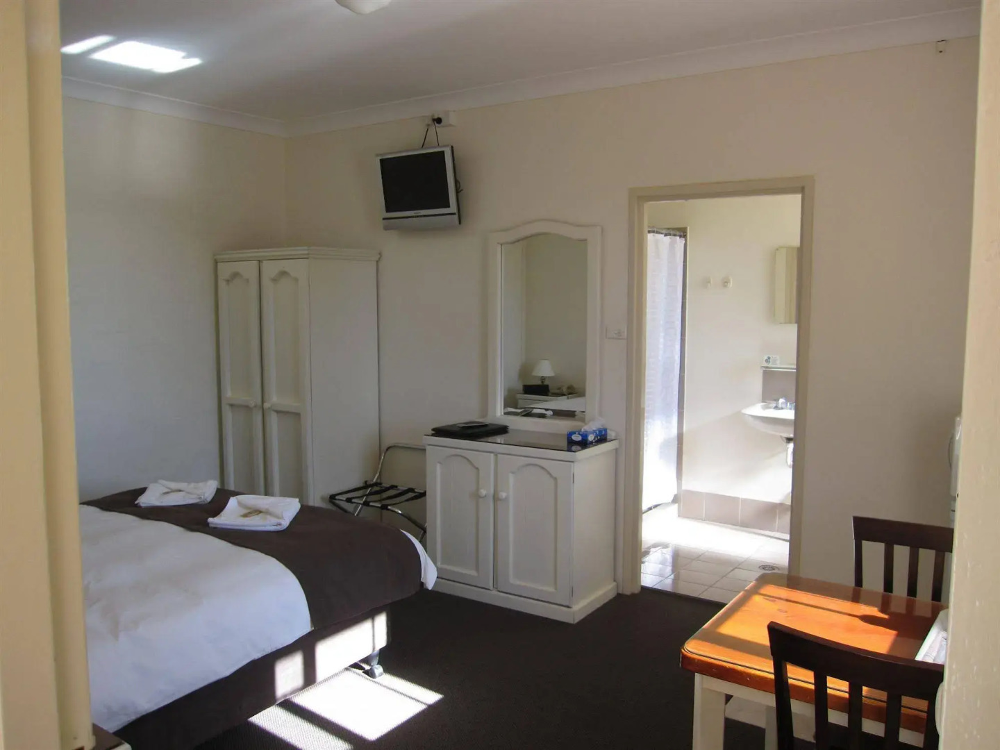 Aussie Settler Motel