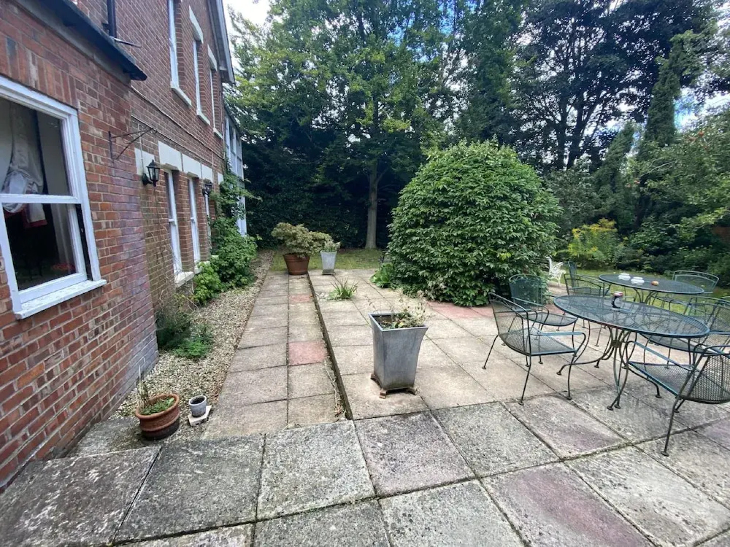 Pickwicks Guest House