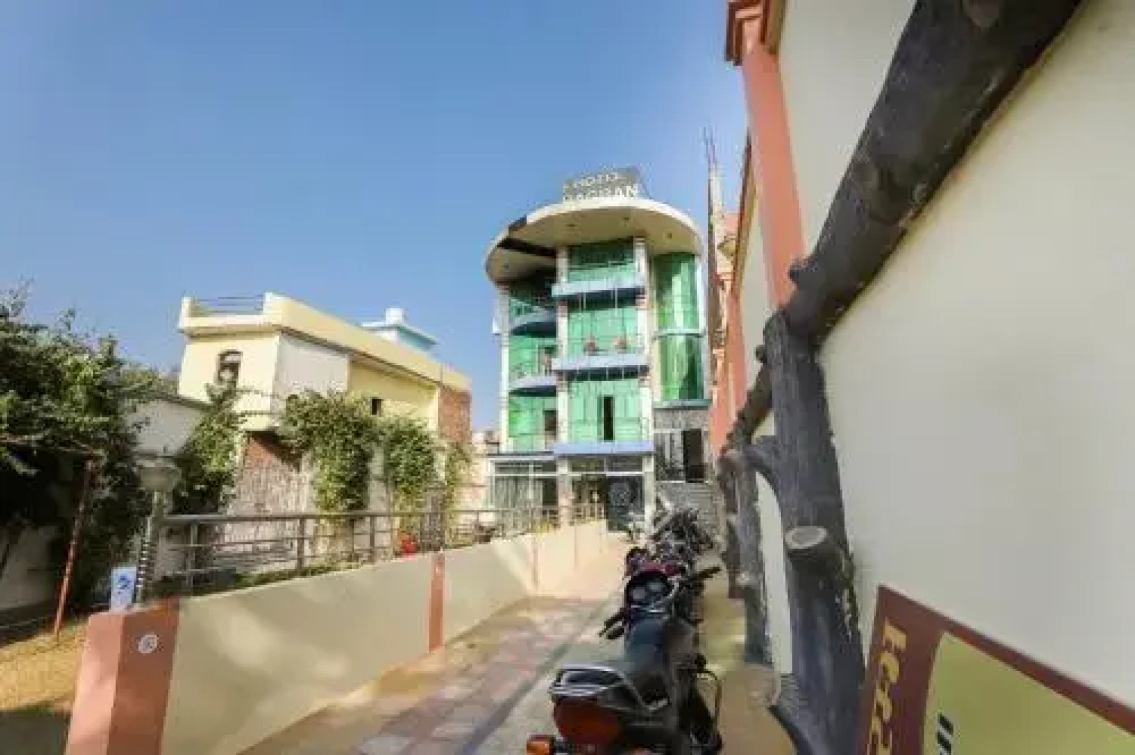 OYO 65076 Hotel Baghban