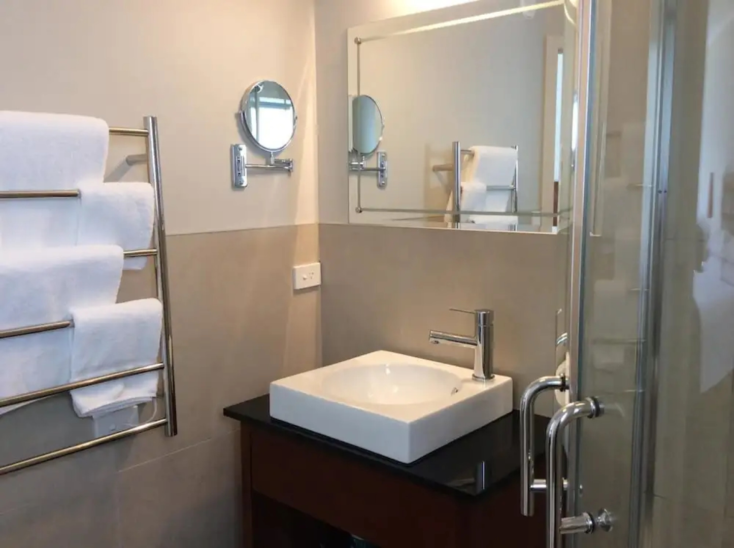 City Corporate Motor Inn