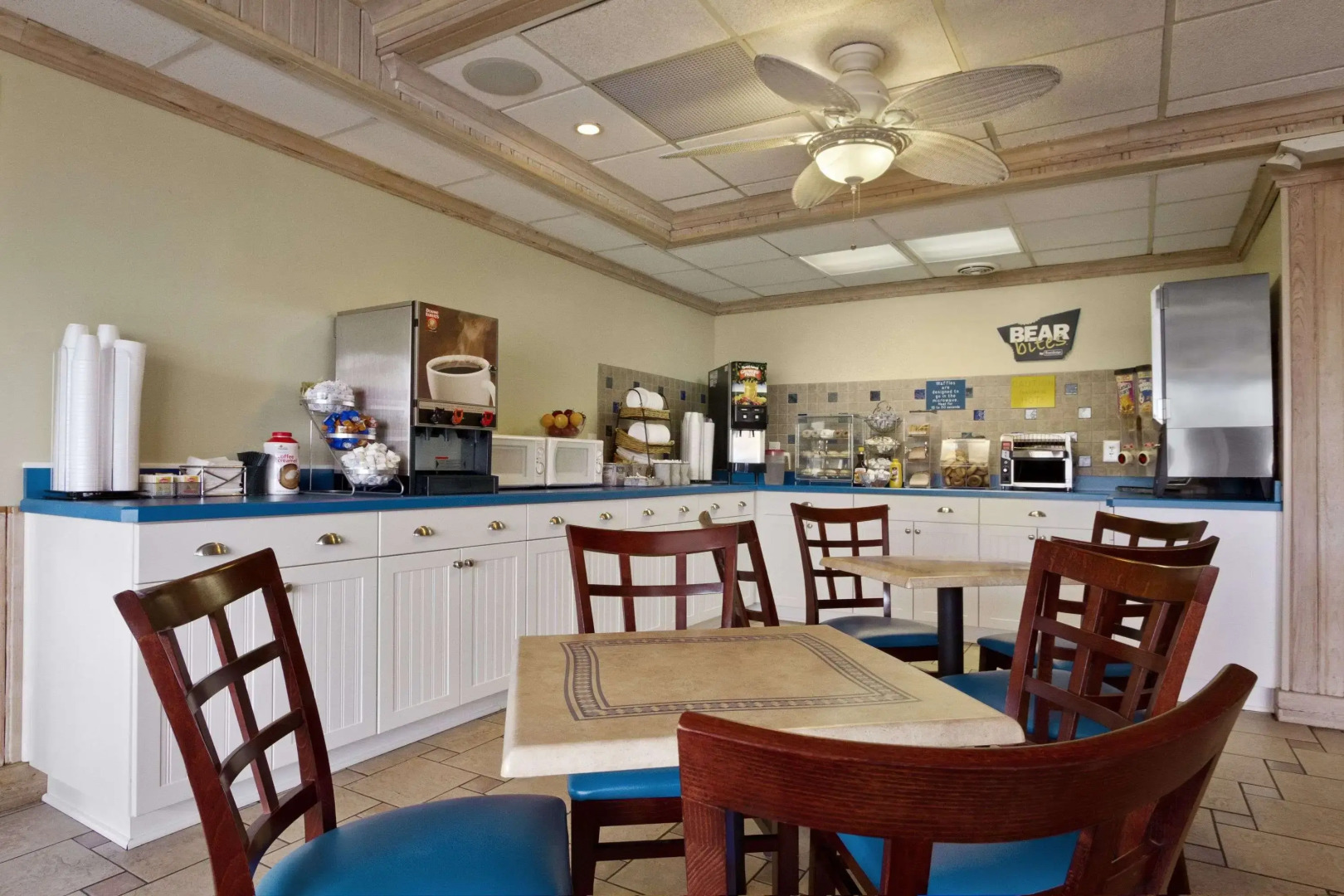 Travelodge by Wyndham Outer Banks/Kill Devil Hills