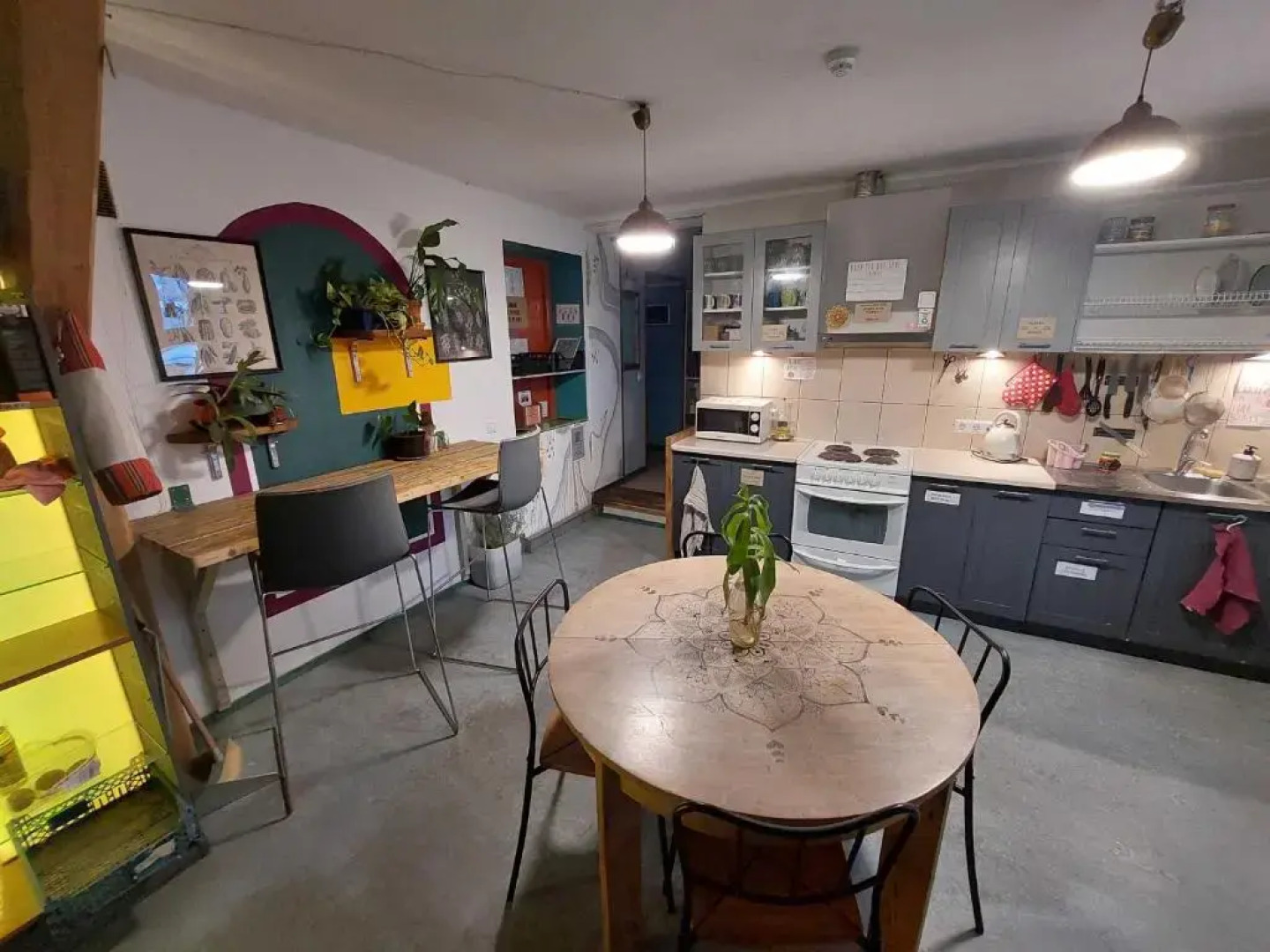 Хостел Looming