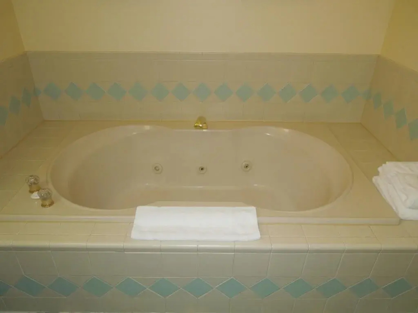 Guest Quarters at The Bridges Golf Club