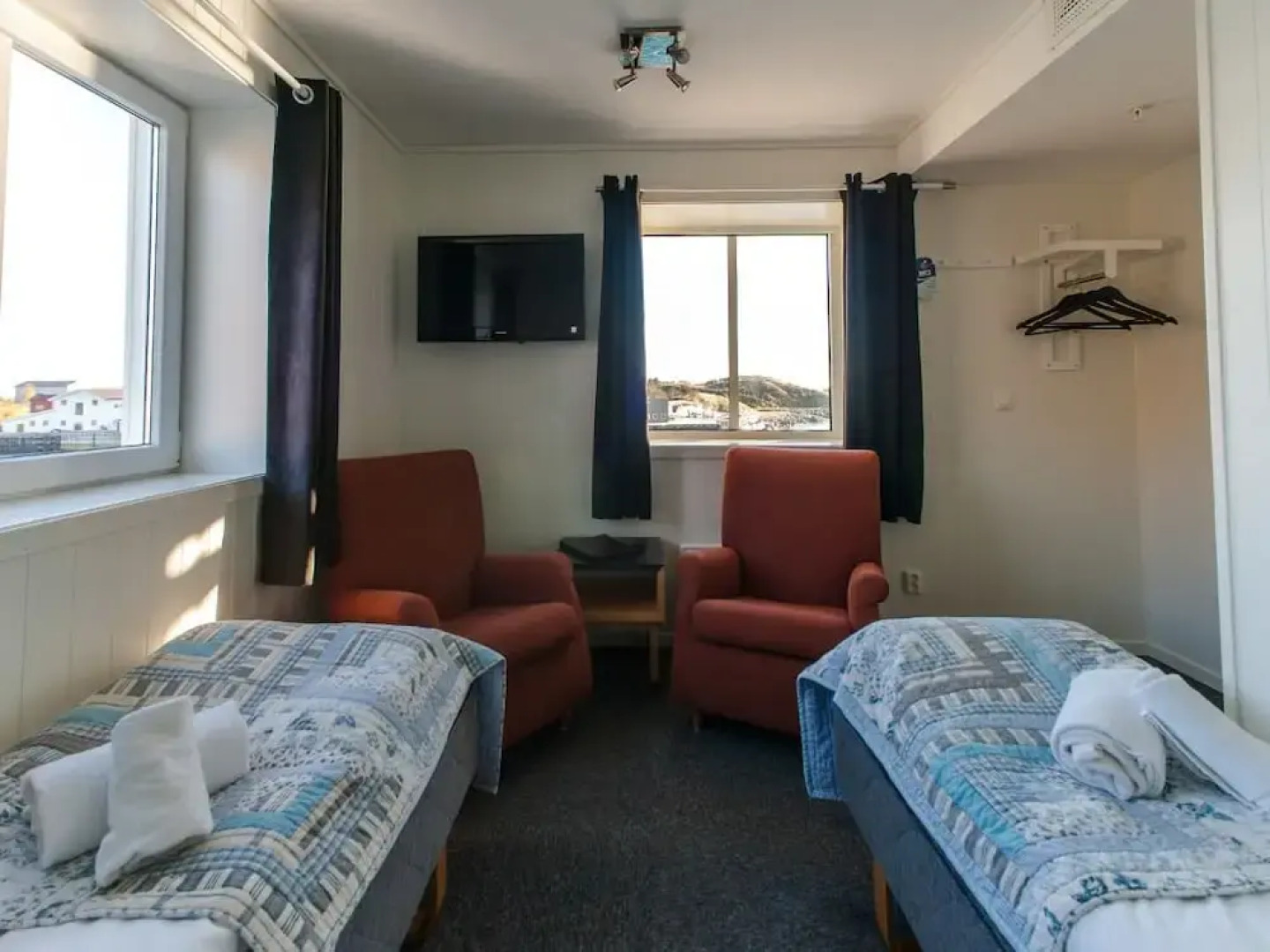 Lofoten Arctic Henningsvær Hotel