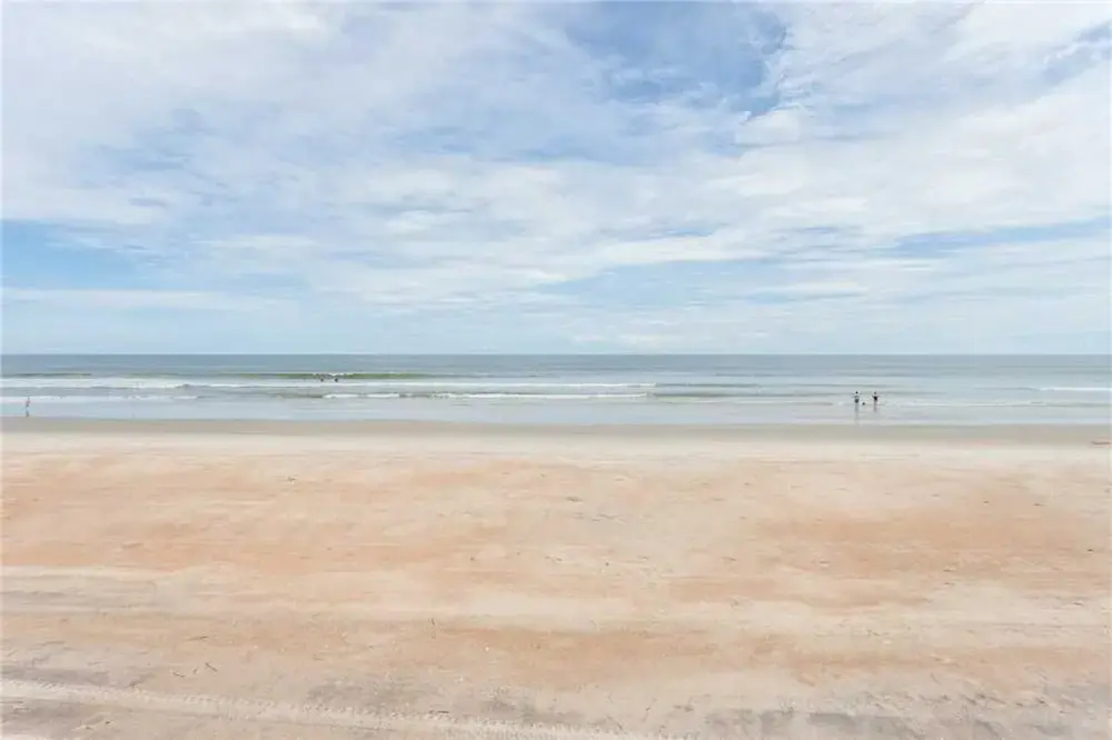 Ocean's Edge 4 Br home by RedAwning