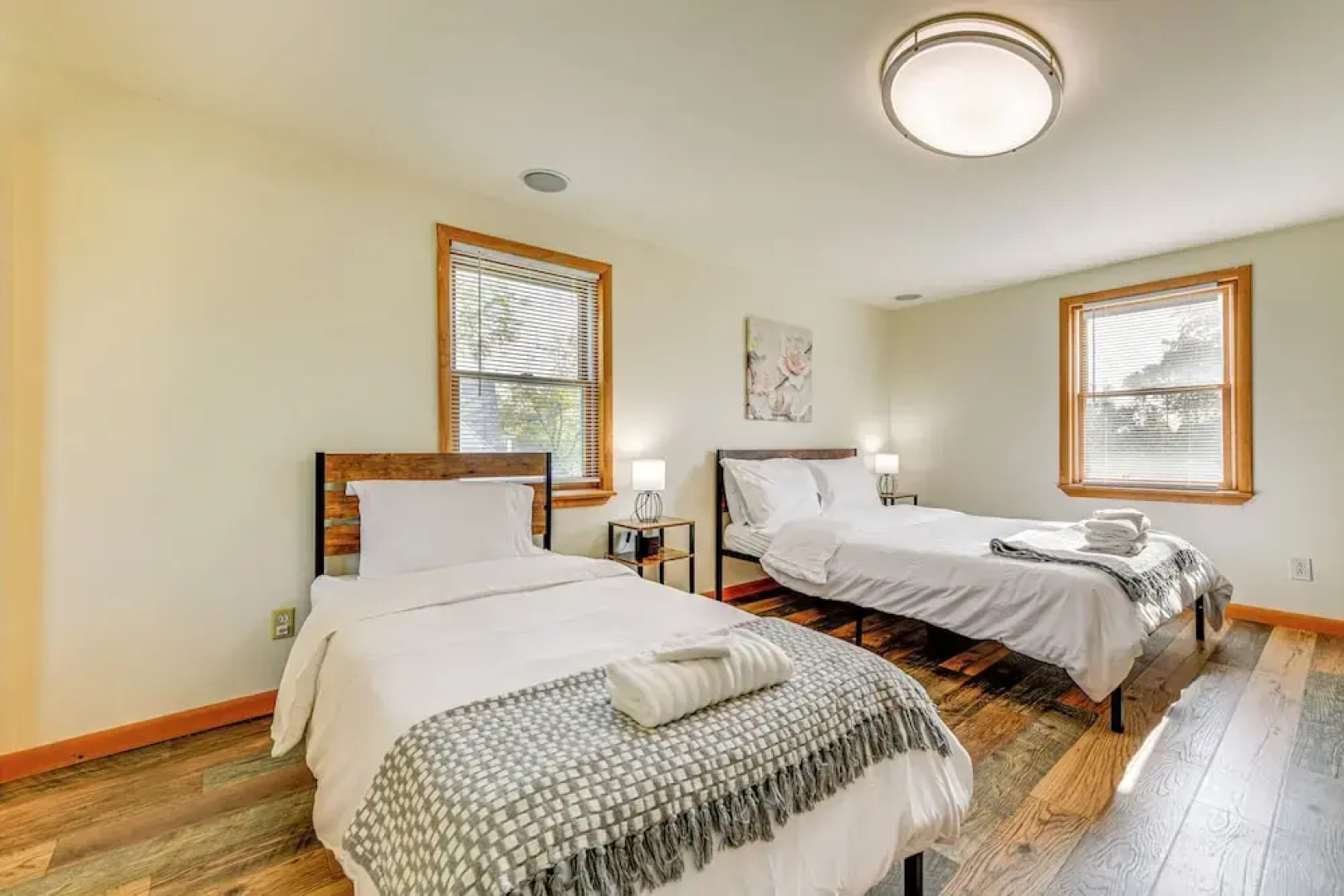 2 Mi to Walden Galleria: Home w/ Furnished Deck!