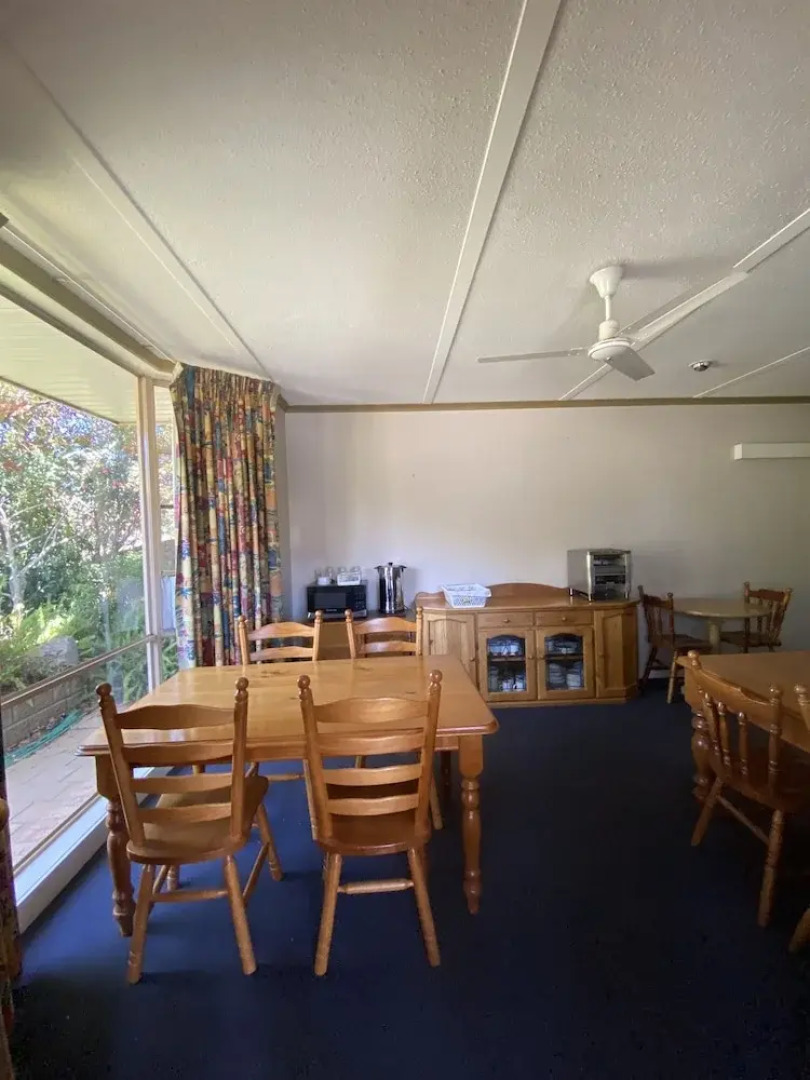 Acacia Rose Motor Inn