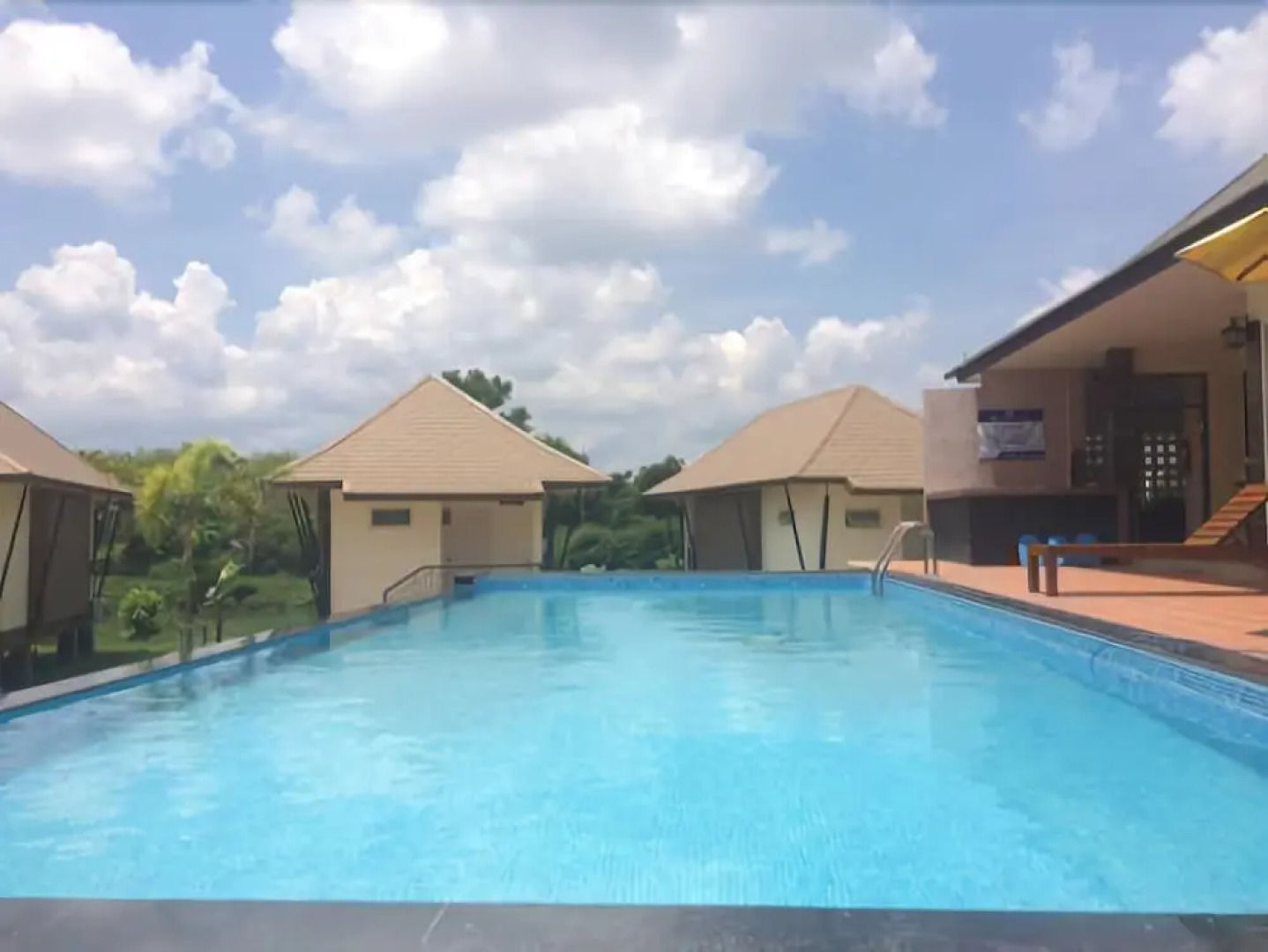 Tipparika Riverview Hotel