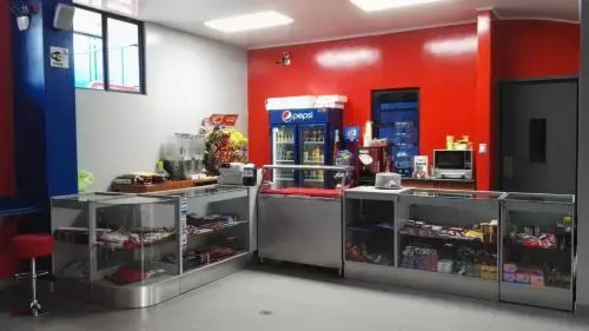 Santiago Hostel and Traveling