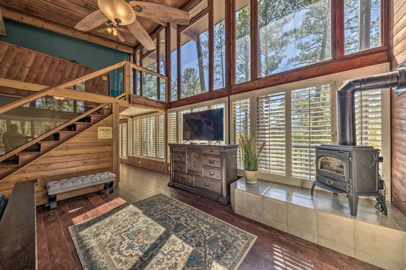 Hot Tub, Game Room & Sauna: Ruidoso Hideaway!